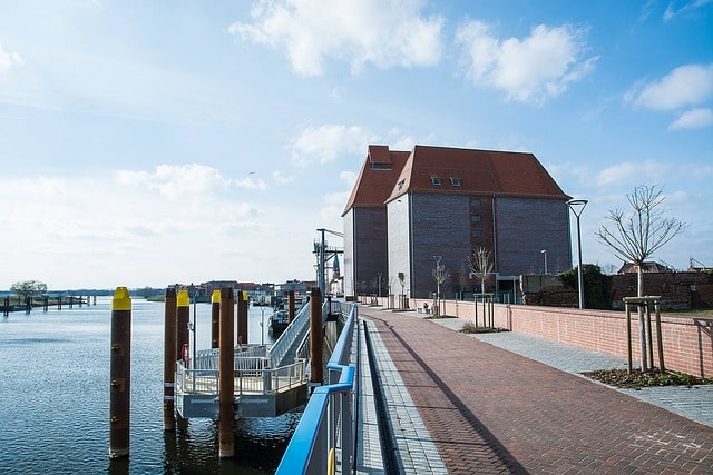 Uferpromenade am Hafen von Wittenberge