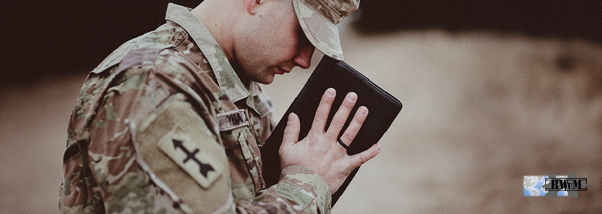 Vom Rekruten zum Kommandeur: Wie sieht die Ausbildung von Soldaten in der Bundeswehr aus und welche Karrieremöglichkeiten gibt es?