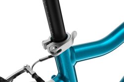 3to2-GO-3-4-Clamp-metallic-blue-Detail.jpg 3to2-GO-3-4-Clamp-metallic-blue-Detail.jpg