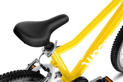 3to2-GO-3-Saddle-vibrant-yellow-Detail-scal.jpg 3to2-GO-3-Saddle-vibrant-yellow-Detail-scal.jpg