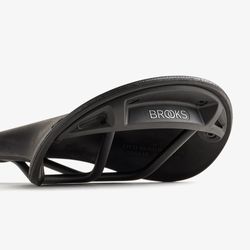 7-c17-black-cambium-saddle-detail2-1.jpg 7-c17-black-cambium-saddle-detail2-1.jpg