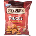 Snyders Pretzel Pieces Hot Buffalo Wing, Laugengebäck, 110g Beutel Snyders Pretzel Pieces Hot Buffalo Wing, Laugengebäck, 110g Beutel Bild 1