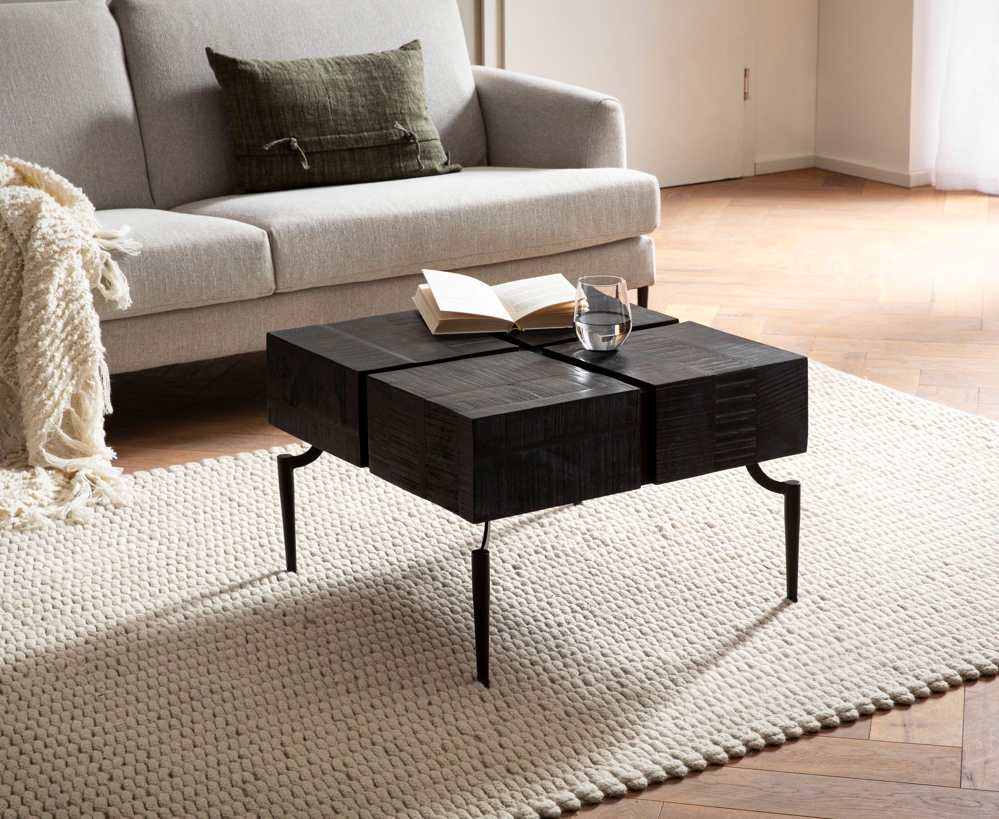 FineBuy Couchtisch Akazie Massivholz quadratisch 60x60 cm · moderner Wohnzimmertisch 4 Blocks · Design Tisch mit Metallbeinen im Industrial Cube Stil | Farbe: Braun FineBuy Couchtisch Akazie Massivholz quadratisch 60x60 cm · moderner Wohnzimmertisch 4 Blocks · Design Tisch mit Metallbeinen im Industrial Cube Stil | Farbe: Braun