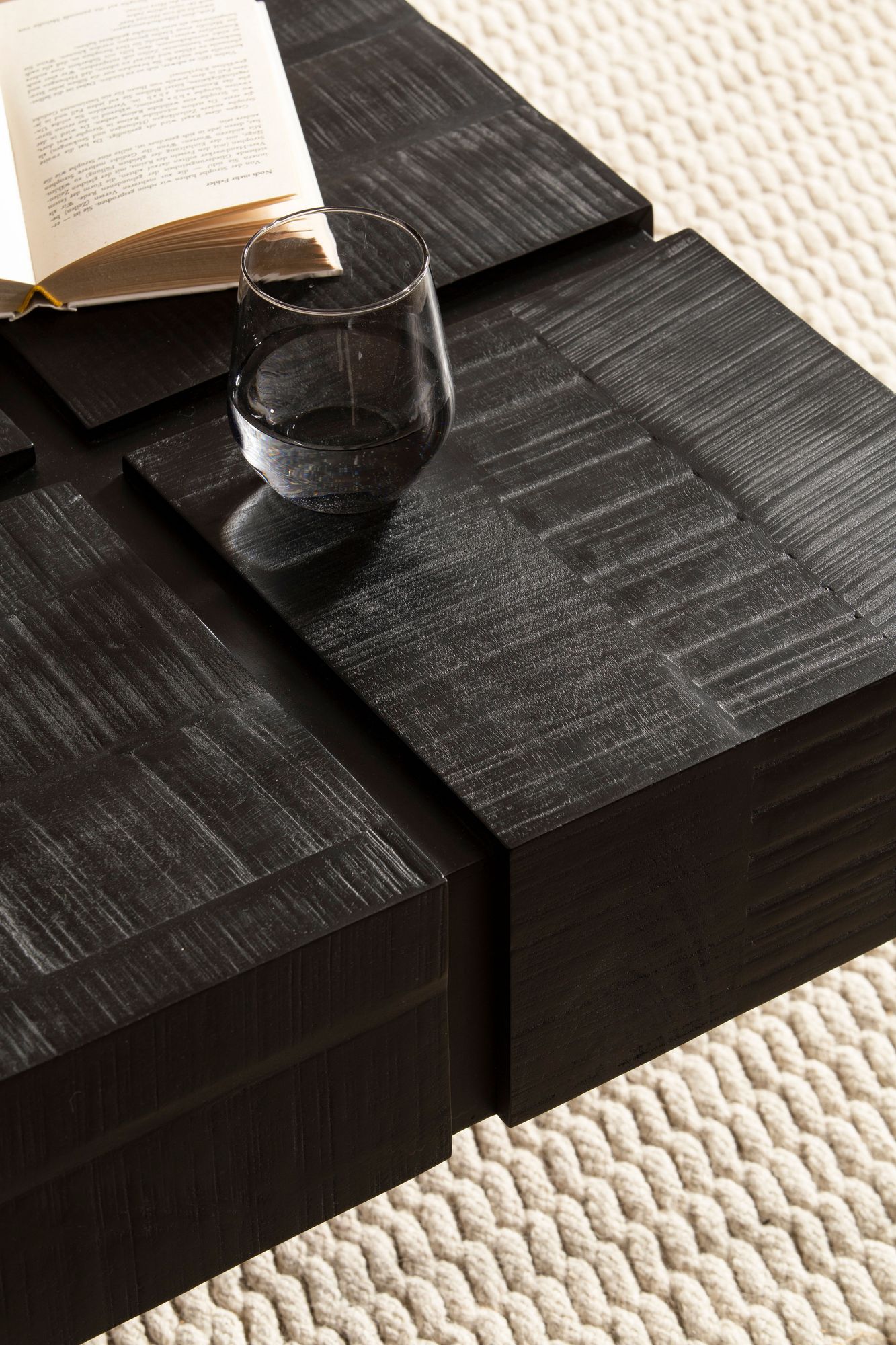 FineBuy Couchtisch Akazie Massivholz quadratisch 60x60 cm · moderner Wohnzimmertisch 4 Blocks · Design Tisch mit Metallbeinen im Industrial Cube Stil | Farbe: Braun FineBuy Couchtisch Akazie Massivholz quadratisch 60x60 cm · moderner Wohnzimmertisch 4 Blocks · Design Tisch mit Metallbeinen im Industrial Cube Stil | Farbe: Braun