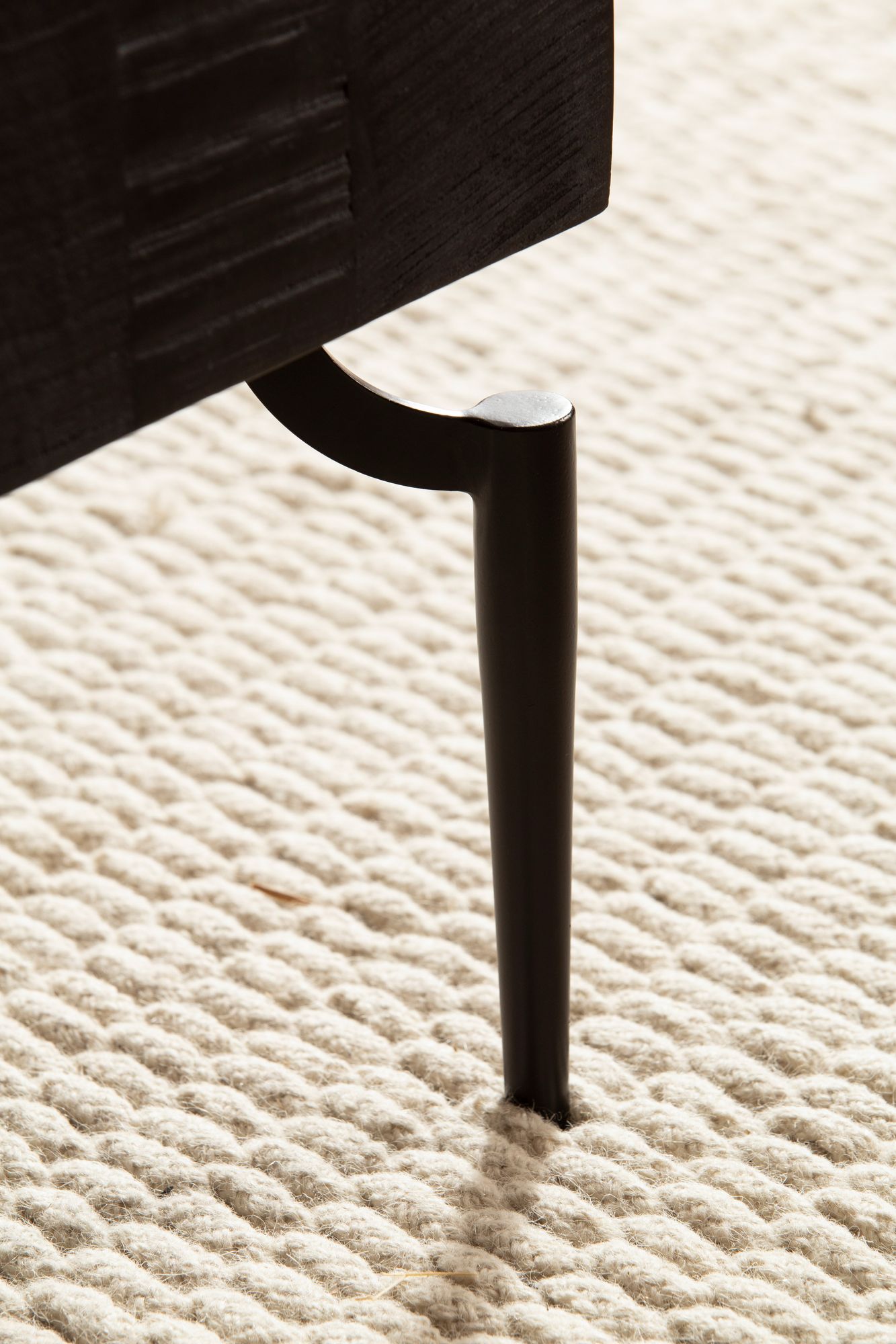 FineBuy Couchtisch Akazie Massivholz quadratisch 60x60 cm · moderner Wohnzimmertisch 4 Blocks · Design Tisch mit Metallbeinen im Industrial Cube Stil | Farbe: Braun FineBuy Couchtisch Akazie Massivholz quadratisch 60x60 cm · moderner Wohnzimmertisch 4 Blocks · Design Tisch mit Metallbeinen im Industrial Cube Stil | Farbe: Braun