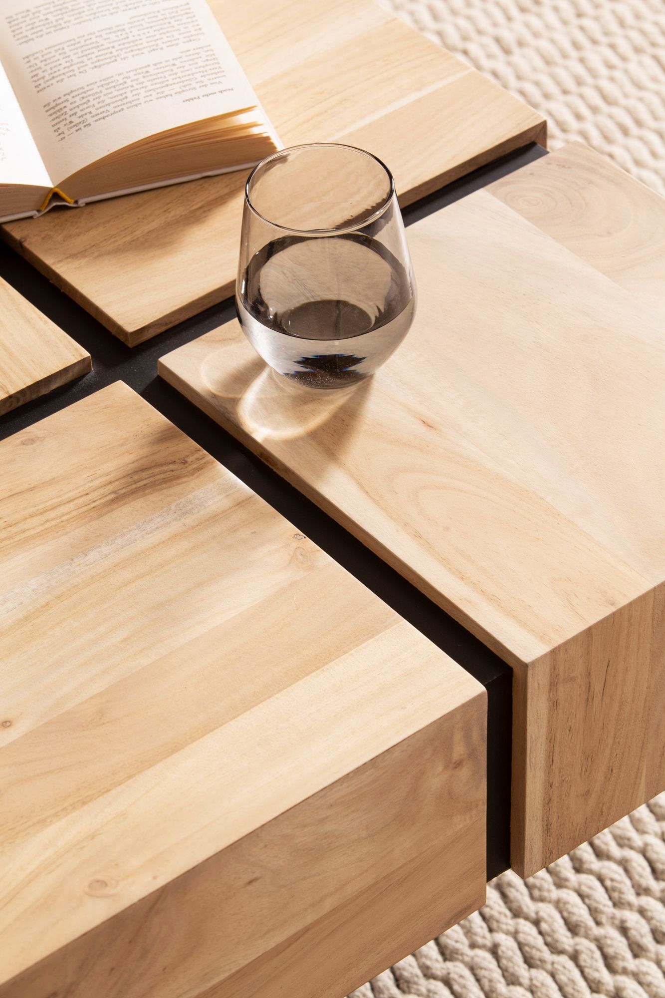 FineBuy Couchtisch Akazie Massivholz quadratisch 60x60 cm · moderner Wohnzimmertisch 4 Blocks · Design Tisch mit Metallbeinen im Industrial Cube Stil | Farbe: Braun FineBuy Couchtisch Akazie Massivholz quadratisch 60x60 cm · moderner Wohnzimmertisch 4 Blocks · Design Tisch mit Metallbeinen im Industrial Cube Stil | Farbe: Braun