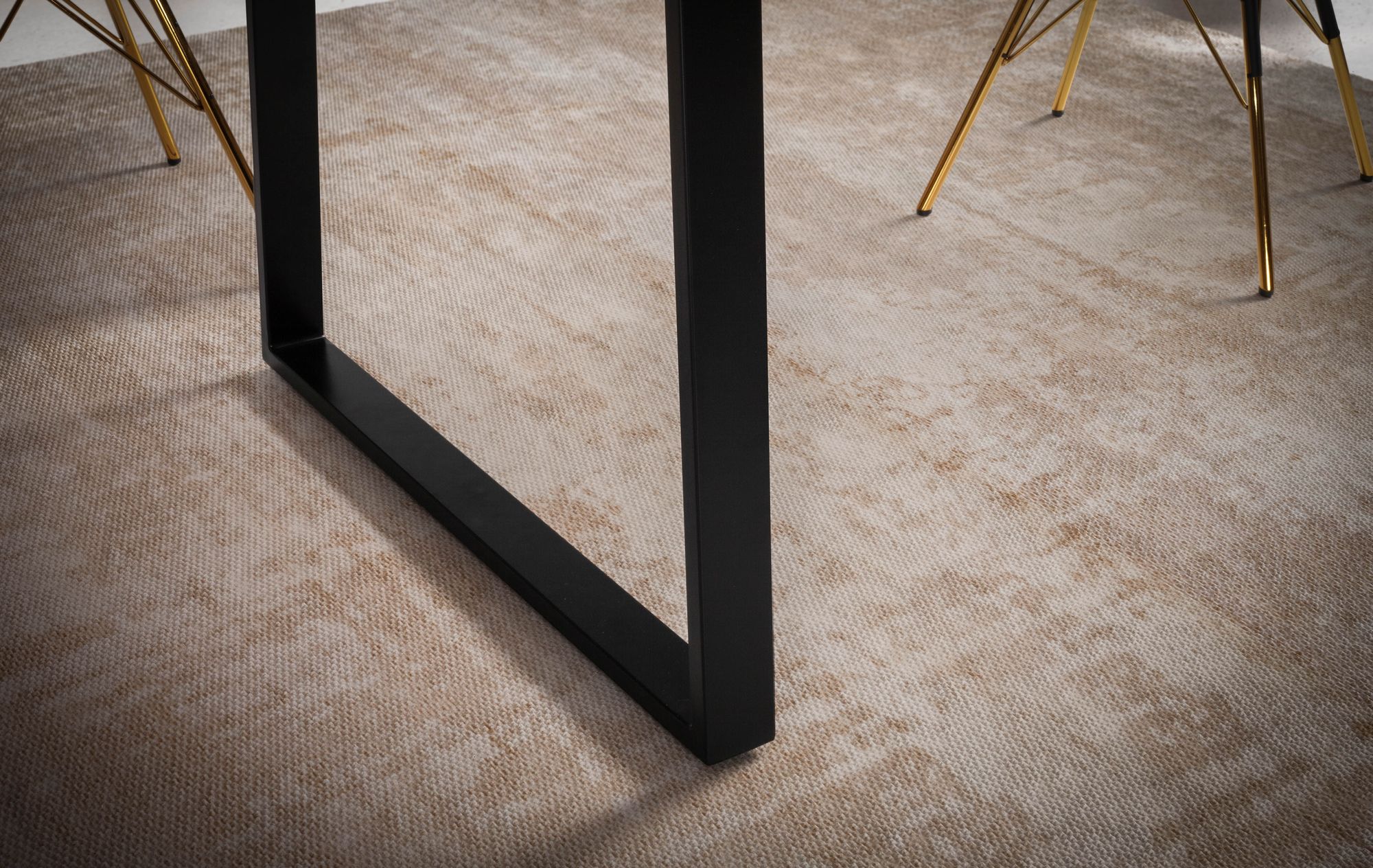 FineBuy Esszimmertisch Akazie Massivholz / Metall Esstisch Baumkante, Küchentisch Massiv mit Trapezbeinen in Schwarz, Holztisch Speisetisch Esszimmer Rechteckig | Farbe: Braun FineBuy Esszimmertisch Akazie Massivholz / Metall Esstisch Baumkante, Küchentisch Massiv mit Trapezbeinen in Schwarz, Holztisch Speisetisch Esszimmer Rechteckig | Farbe: Braun