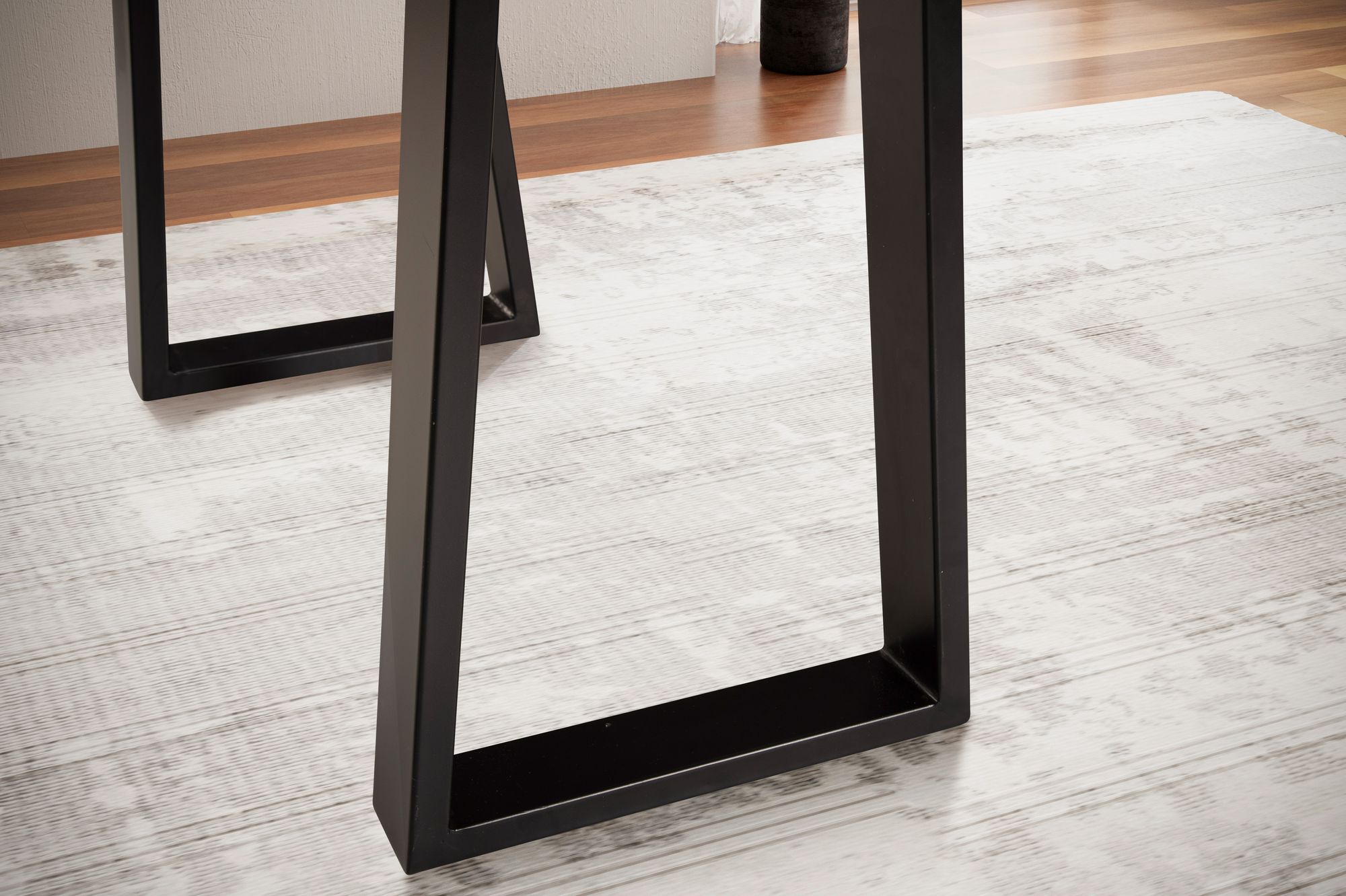 FineBuy Schreibtisch 118x41x76,5 cm Akazie Massivholz / Metall Computertisch Baumkante, Homeoffice Bürotisch Massiv Schmal, Holztisch Laptoptisch Arbeitszimmer | Farbe: Braun FineBuy Schreibtisch 118x41x76,5 cm Akazie Massivholz / Metall Computertisch Baumkante, Homeoffice Bürotisch Massiv Schmal, Holztisch Laptoptisch Arbeitszimmer | Farbe: Braun