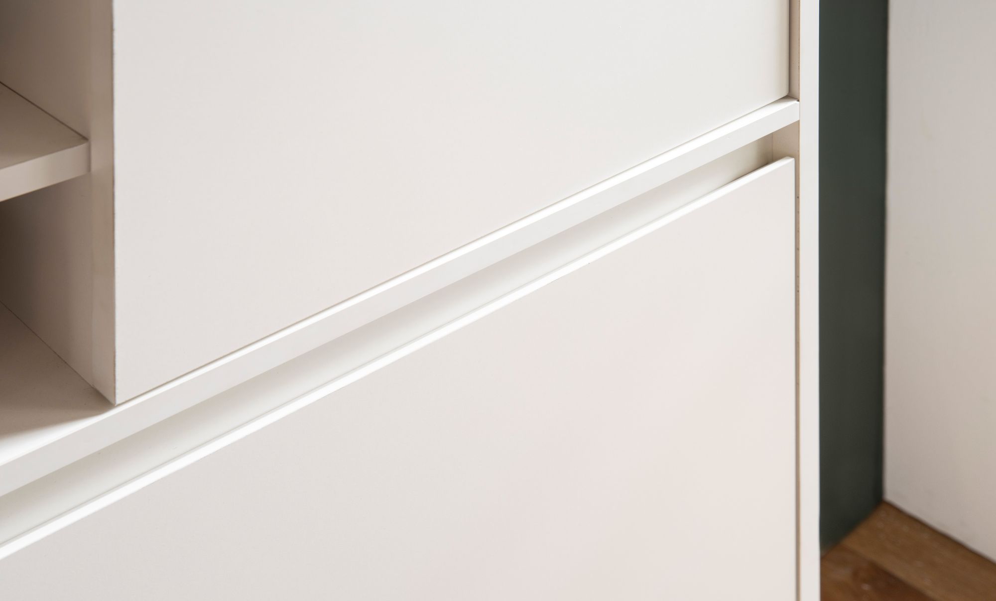 FineBuy Schuhschrank Weiß 71x110x24 cm Schuhkipper Geschlossen, Schuhkommode Modern, Flurschrank mit Ablage, Schuhaufbewahrung Flurkommode für Schuhe Hoch | Farbe: Weiß FineBuy Schuhschrank Weiß 71x110x24 cm Schuhkipper Geschlossen, Schuhkommode Modern, Flurschrank mit Ablage, Schuhaufbewahrung Flurkommode für Schuhe Hoch | Farbe: Weiß