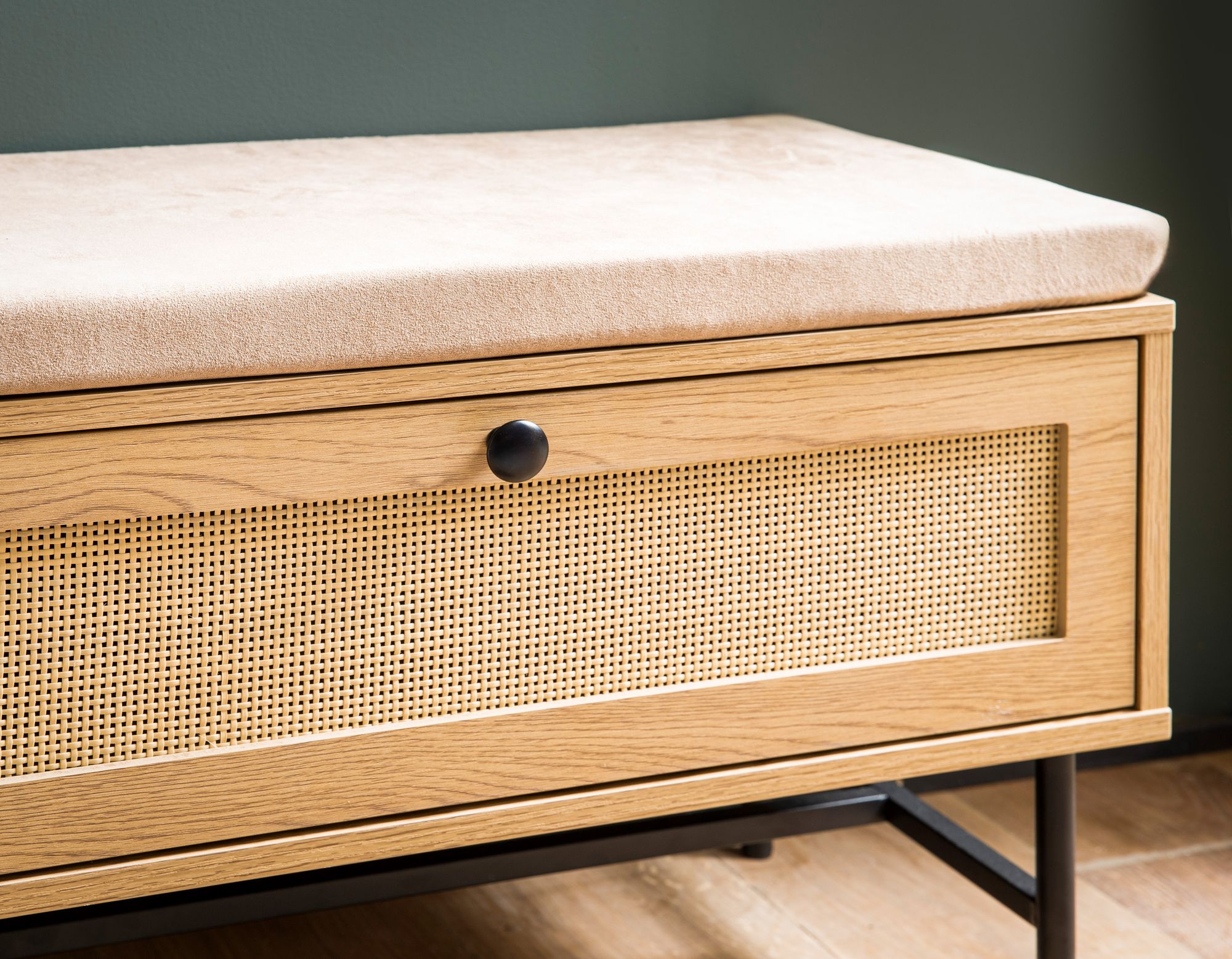 FineBuy Schuhbank mit Sitzfläche 100x60x38 cm Garderobenbank Eiche-Dekor, Sitzbank Rattan Klein Gepolstert, Bank Schmal Flur mit Stauraum, Flurbank Flurmöbel mit Schublade und Tür | Farbe: Braun