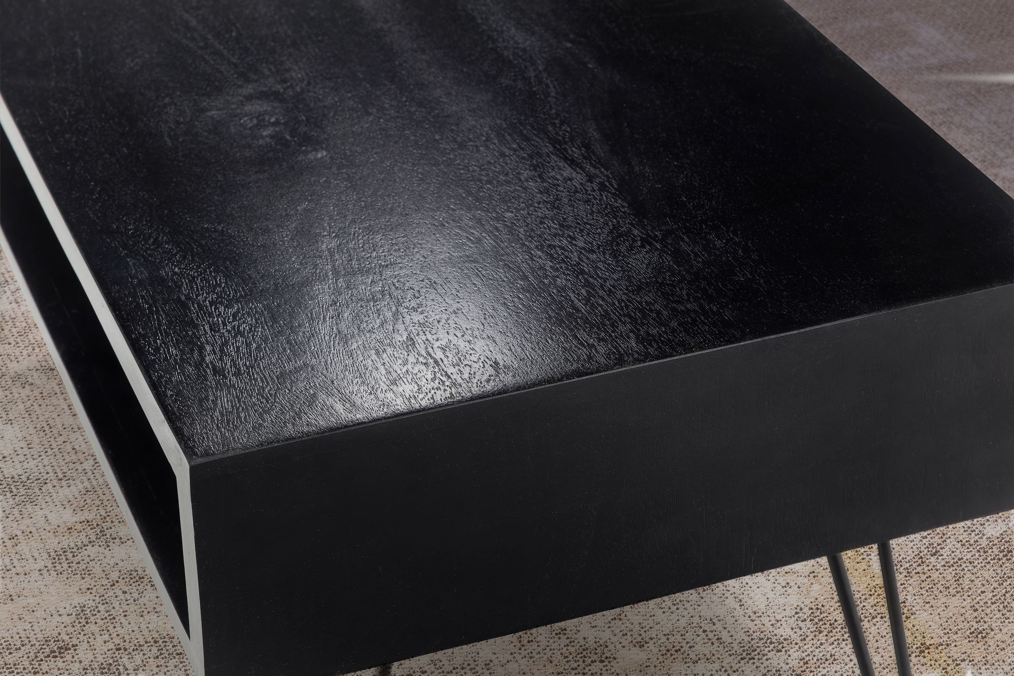 FineBuy Couchtisch Mango Massivholz schwarz 100x50 cm · rechteckiger Wohnzimmertisch mit Ablagefach · Massivholztisch mit Hairpin-Beinen im modernen Industrial Design | Farbe: Schwarz