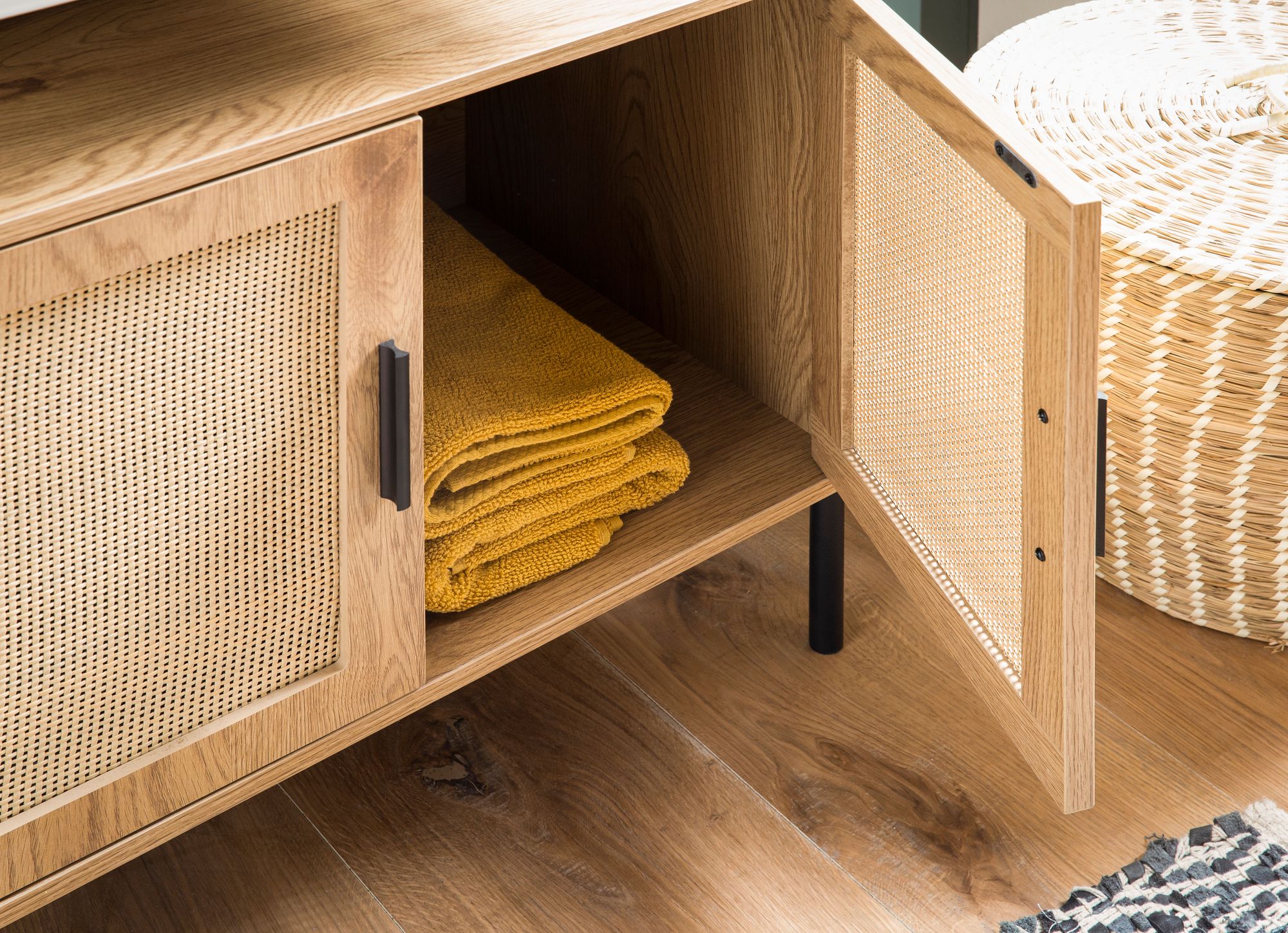 FineBuy Waschbeckenunterschrank Eiche-Optik 60x60x40 cm mit Türen, Badezimmerschrank mit Rattangeflecht, Unterschrank Stehend, Badschrank Midischrank Klein Waschtisch | Farbe: Braun