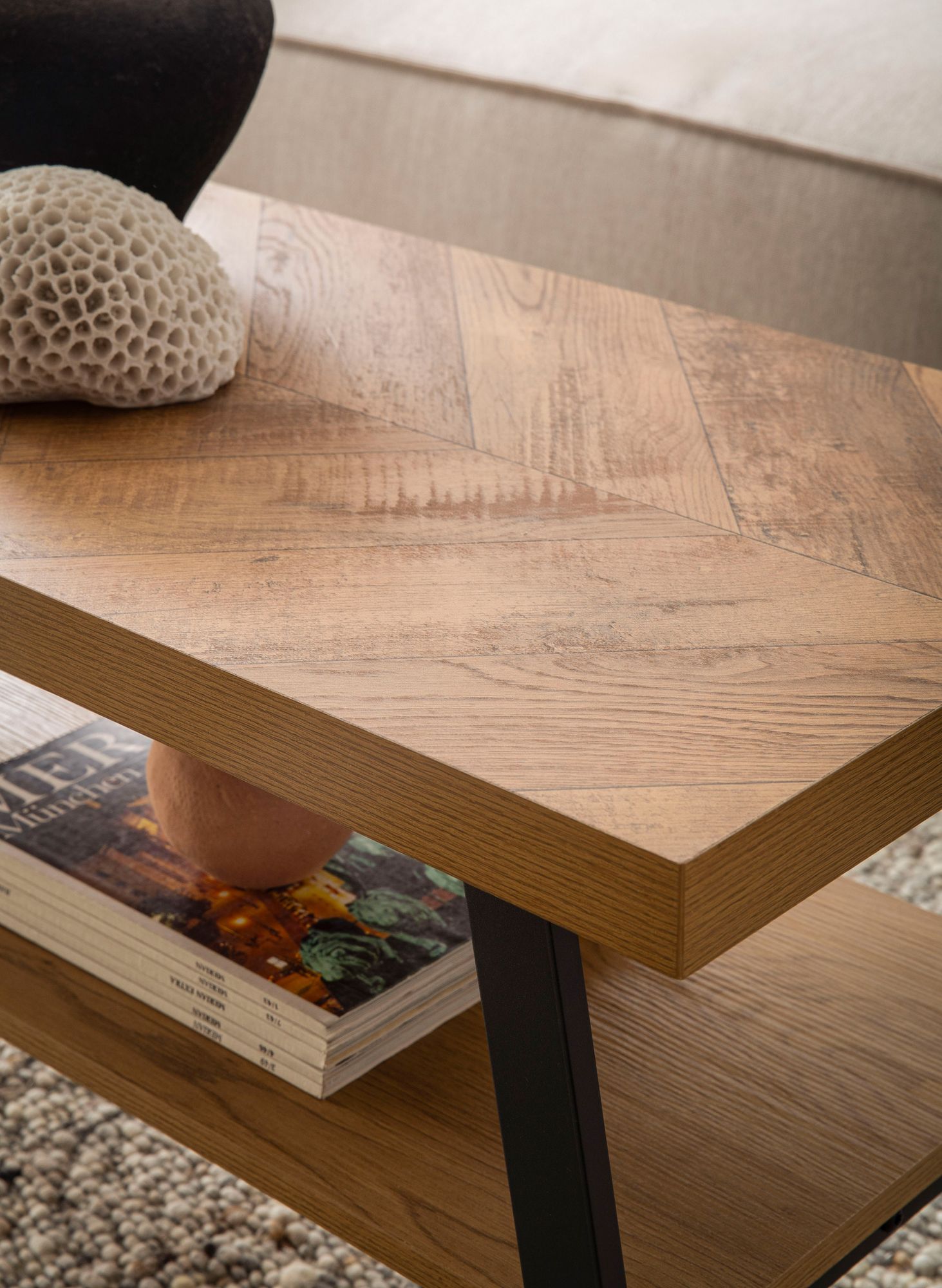 FineBuy Couchtisch 100x40x41 cm Sofatisch Braun mit Fischgrät-Muster, Design Wohnzimmertisch Rechteckig, Loungetisch Modern mit Ablage, Kaffeetisch mit Metallgestell | Farbe: Braun FineBuy Couchtisch 100x40x41 cm Sofatisch Braun mit Fischgrät-Muster, Design Wohnzimmertisch Rechteckig, Loungetisch Modern mit Ablage, Kaffeetisch mit Metallgestell | Farbe: Braun