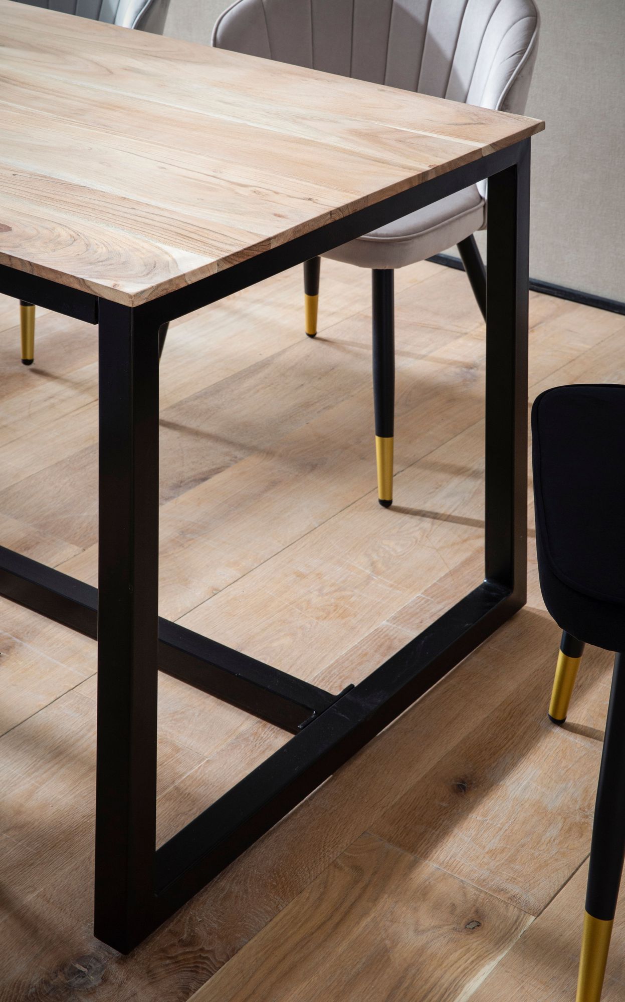 FineBuy Esszimmertisch Akazie Massivholz Metall Esstisch Loft-Style, Küchentisch mit Metallbeinen, Holztisch Industrial, Speisetisch Esszimmer Rechteckig | Farbe: Braun FineBuy Esszimmertisch Akazie Massivholz Metall Esstisch Loft-Style, Küchentisch mit Metallbeinen, Holztisch Industrial, Speisetisch Esszimmer Rechteckig | Farbe: Braun