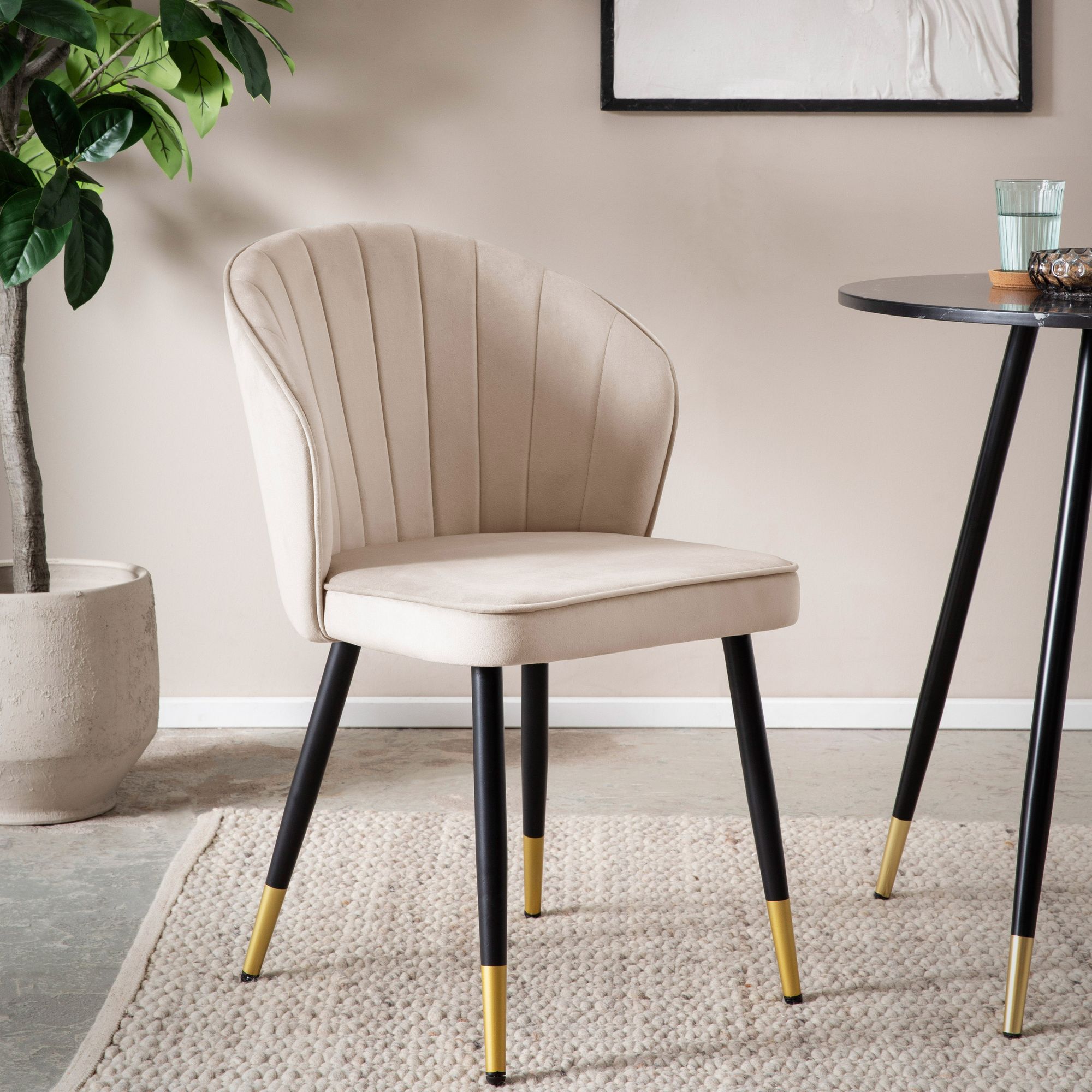 FineBuy Esszimmerstuhl 2er Set Samt Küchenstuhl mit Metallbeinen, Schalenstuhl Skandinavisches Design, Polsterstuhl mit Stoffbezug, Stuhl Gepolstert | Farbe: Beige