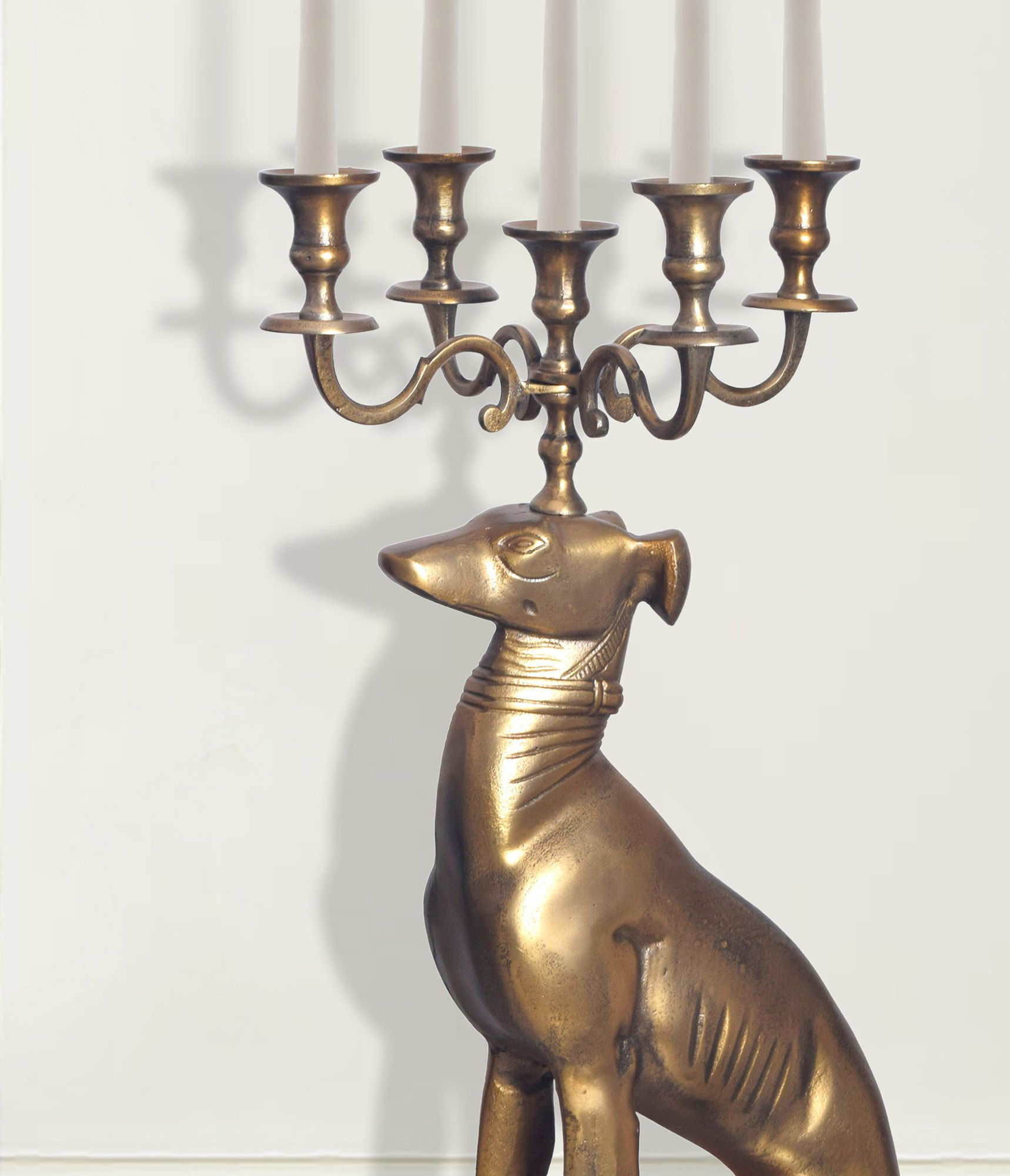 FineBuy Kerzenhalter Windhund Aluminium Gold 69 cm 5-armiger Kerzenleuchter, Kerzenständer Metall für fünf Kerzen, Bodenkerzenhalter Modern, Wohnaccessoire Hund | Farbe: Gold