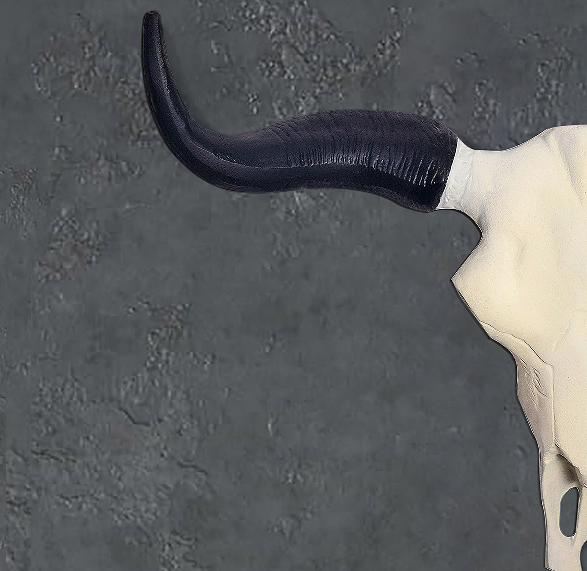 FineBuy Deko Geweih Büffel-Schädel Weiß 55,5 cm Aluminium Design Stierkopf, Wanddekoration Horn Modern, Wandskulptur mit Hörner, Geweih-Jagdtrophäe Metall, Wandschmuck Groß | Farbe: Weiß