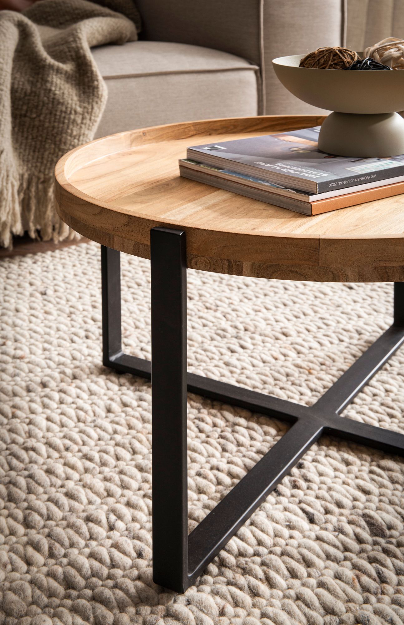 FineBuy Couchtisch 60x60x36 cm Akazie Massivholz Metall Hellbraun Sofatisch Rund, Design Wohnzimmertisch mit erhöhtem Rand, Industrial Kaffeetisch Wohnzimmer Modern | Farbe: Braun FineBuy Couchtisch 60x60x36 cm Akazie Massivholz Metall Hellbraun Sofatisch Rund, Design Wohnzimmertisch mit erhöhtem Rand, Industrial Kaffeetisch Wohnzimmer Modern | Farbe: Braun