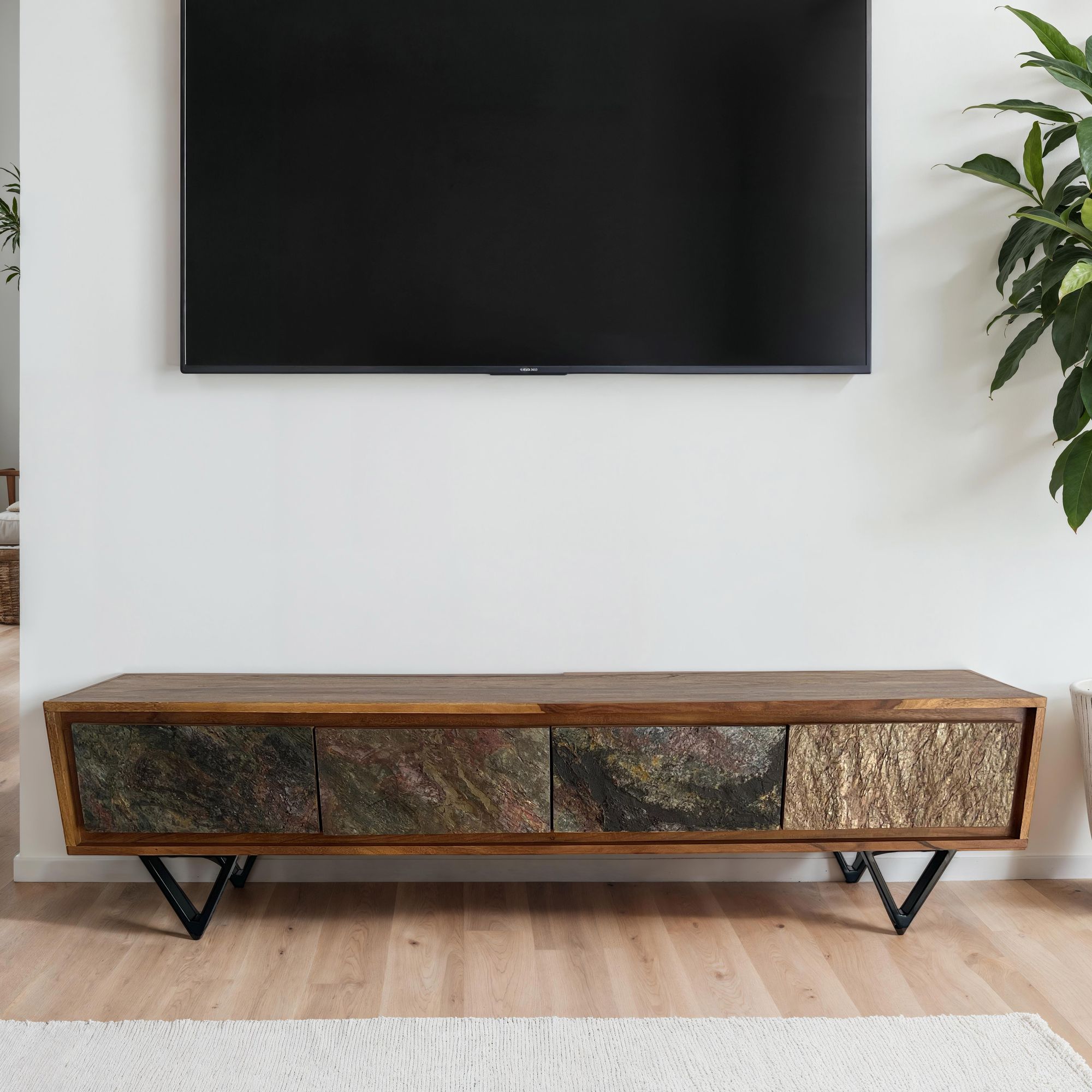 FineBuy Lowboard Sheesham Massivholz 160 cm, TV Board mit Front in Steinoptik & schwarzem Metallgestell, Fernsehschrank Industrial Design, TV Möbel Wohnzimmer Holz Metall | Farbe: Braun