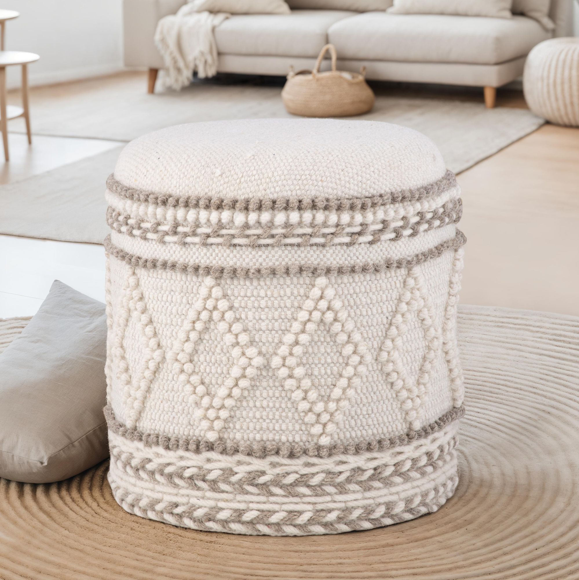 FineBuy Sitzhocker mit Stauraum – Ø 40 x H 45 cm – runder Aufbewahrungshocker aus Stoff mit Boho Design – gepolsterter Fußhocker, Beistellhocker, ideal für Wohnzimmer & Schlafzimmer | Farbe: Beige