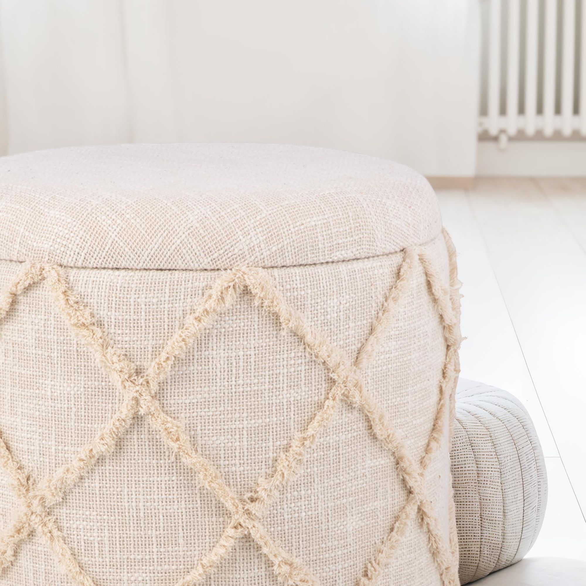 FineBuy Sitzhocker mit Stauraum rund 40x40x45 cm, Polsterhocker Creme Baumwolle Boho Design, Hocker mit abnehmbarem Deckel & Staufach, Stoff Dekohocker für Wohnzimmer, Schlafzimmer & Flur | Farbe: Beige