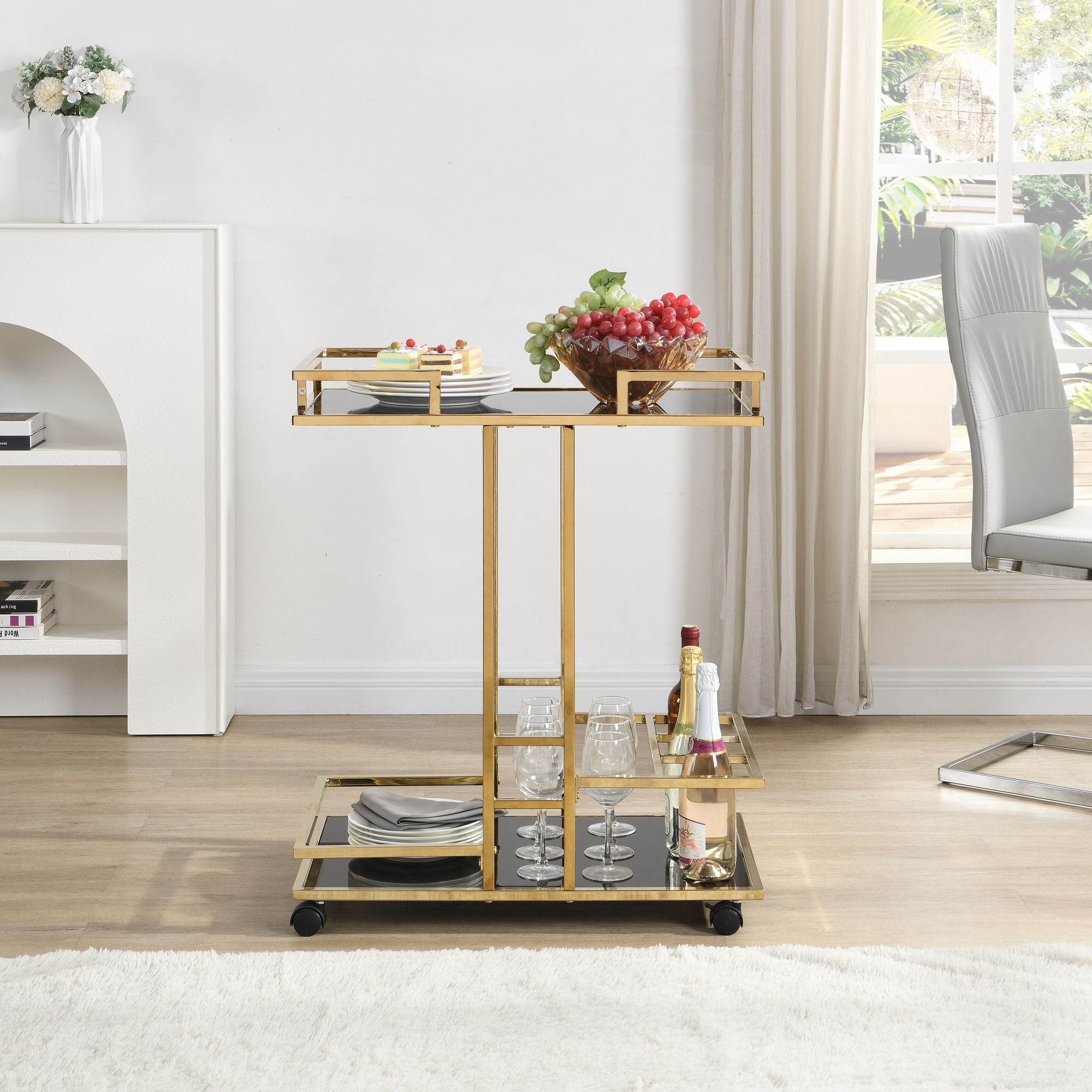 FineBuy Servierwagen Gold Metall mit Glas Ablagen auf Rollen 67,5x83,5x43 cm, Moderner Barwagen mit Flaschenhalter, Teewagen Getränke Trolley für Wohnzimmer Küche Hausbar Rollwagen Multifunktional | Farbe: Gold