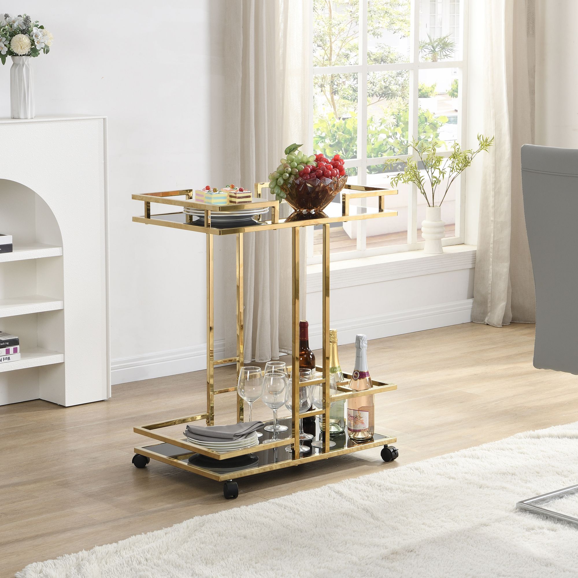 FineBuy Servierwagen Gold Metall mit Glas Ablagen auf Rollen 67,5x83,5x43 cm, Moderner Barwagen mit Flaschenhalter, Teewagen Getränke Trolley für Wohnzimmer Küche Hausbar Rollwagen Multifunktional | Farbe: Gold