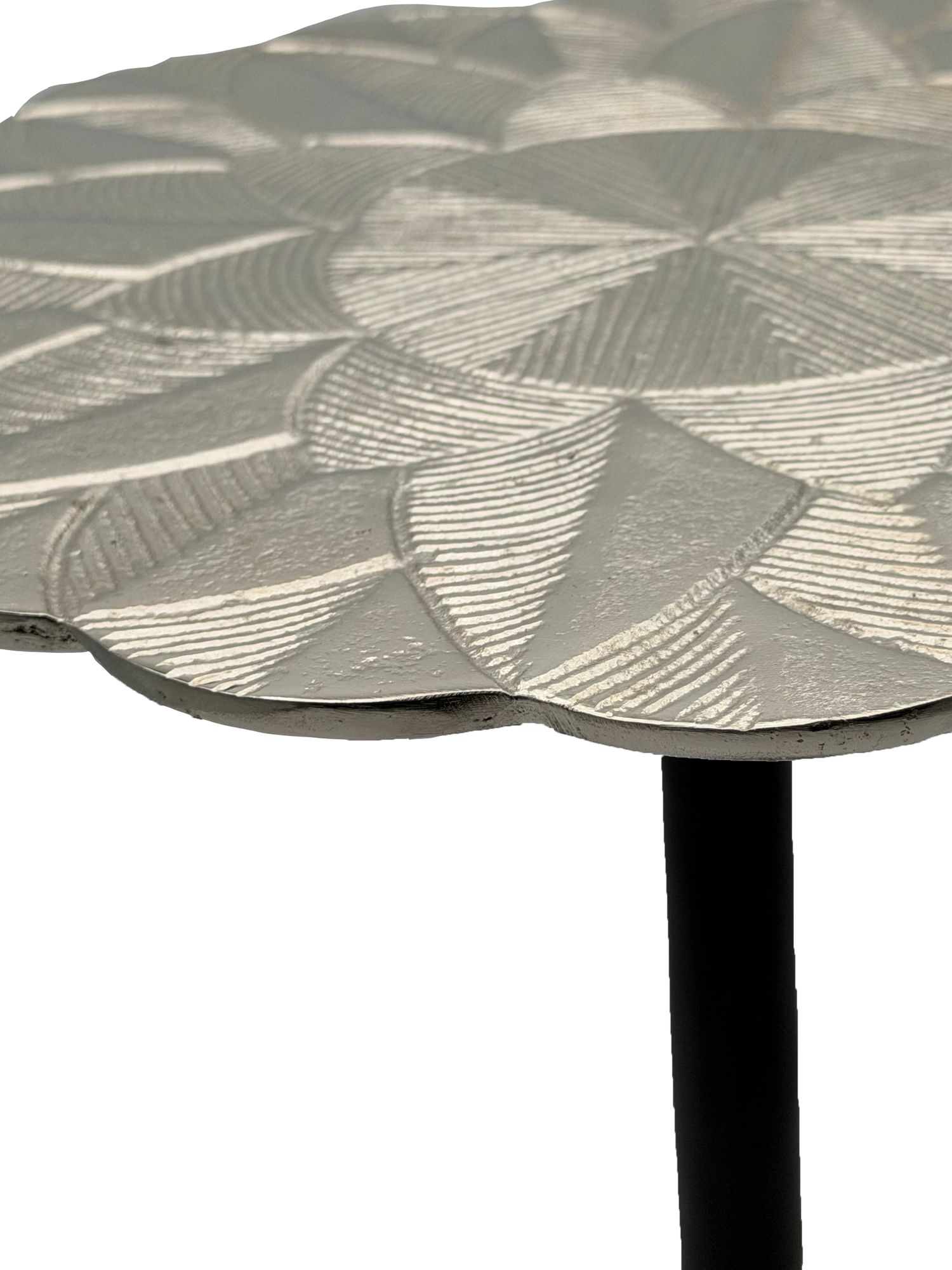 FineBuy Beistelltisch Aluminium 29cm - Kleiner runder Anstelltisch aus Metall silber - Design Wohnzimmertisch - Dekotisch - Couchtisch - Metalltisch Handmade pflegeleicht | Farbe: Silber