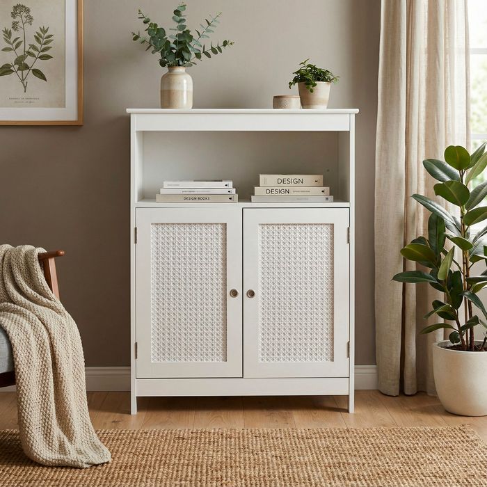 FineBuy Standregal Weiß 80cm – Stauraumregal 2 Schranktüren im Rattan Design & Ablage  – schmales Wohnregal Flur & Wohnzimmer – Kleiner Schrank – Kommode Wiener Geflecht Beistellschrank