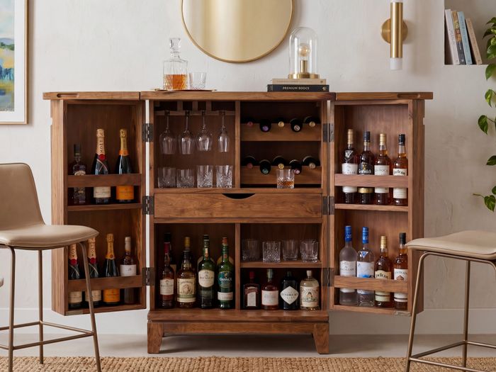 FineBuy Hausbar Sheesham Massivholz - Barschrank 65 cm - Bar Möbel aufklappbar - Weinschrank mit Glashalter - Bar Schrank Wohnzimmer - Holz Bar Vintage Handmade