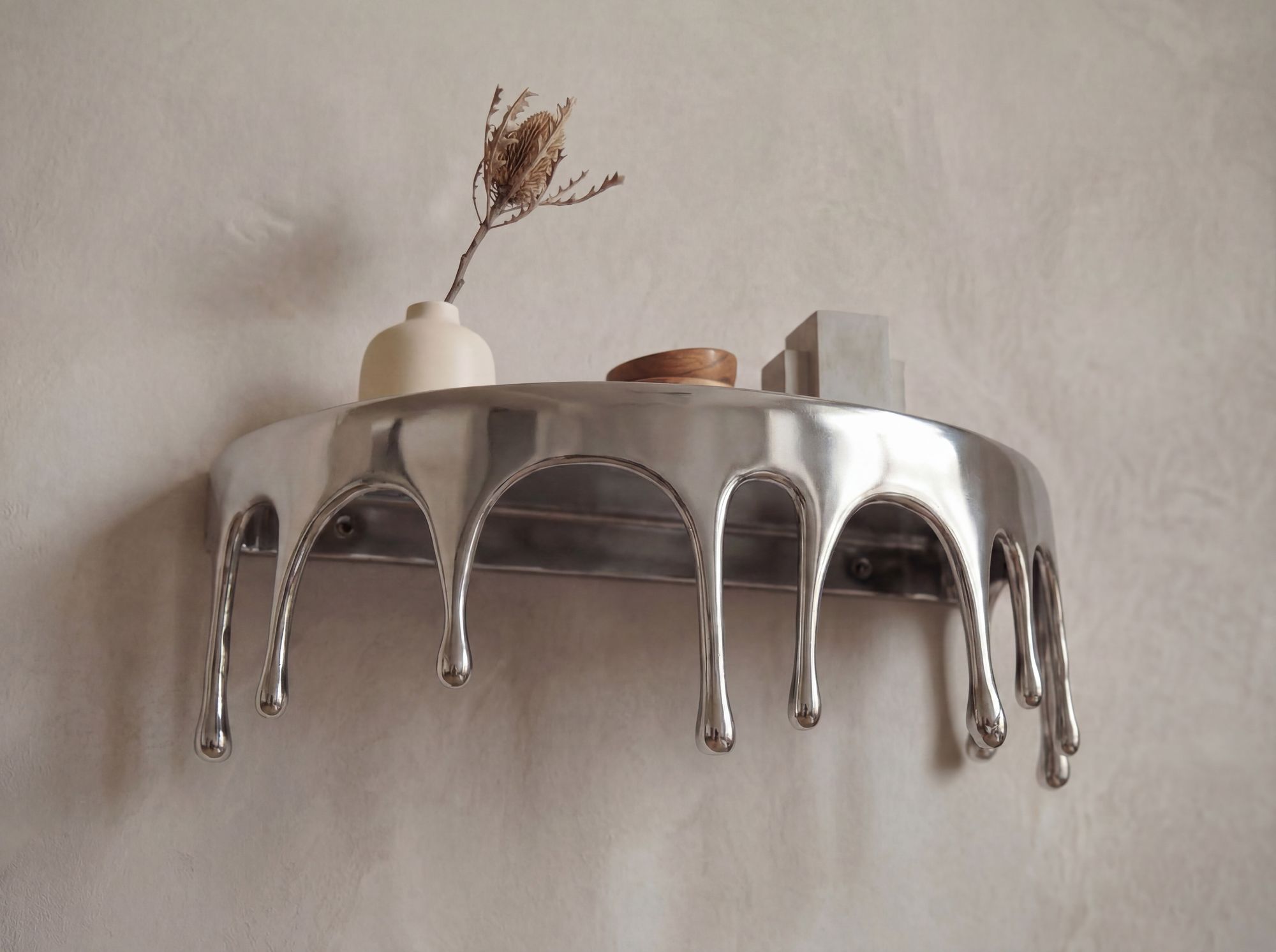 Wandregal Aluminium Silber Tropfen Optik Hängeregal Schweberegal Wandboard Drops – Ansicht 5