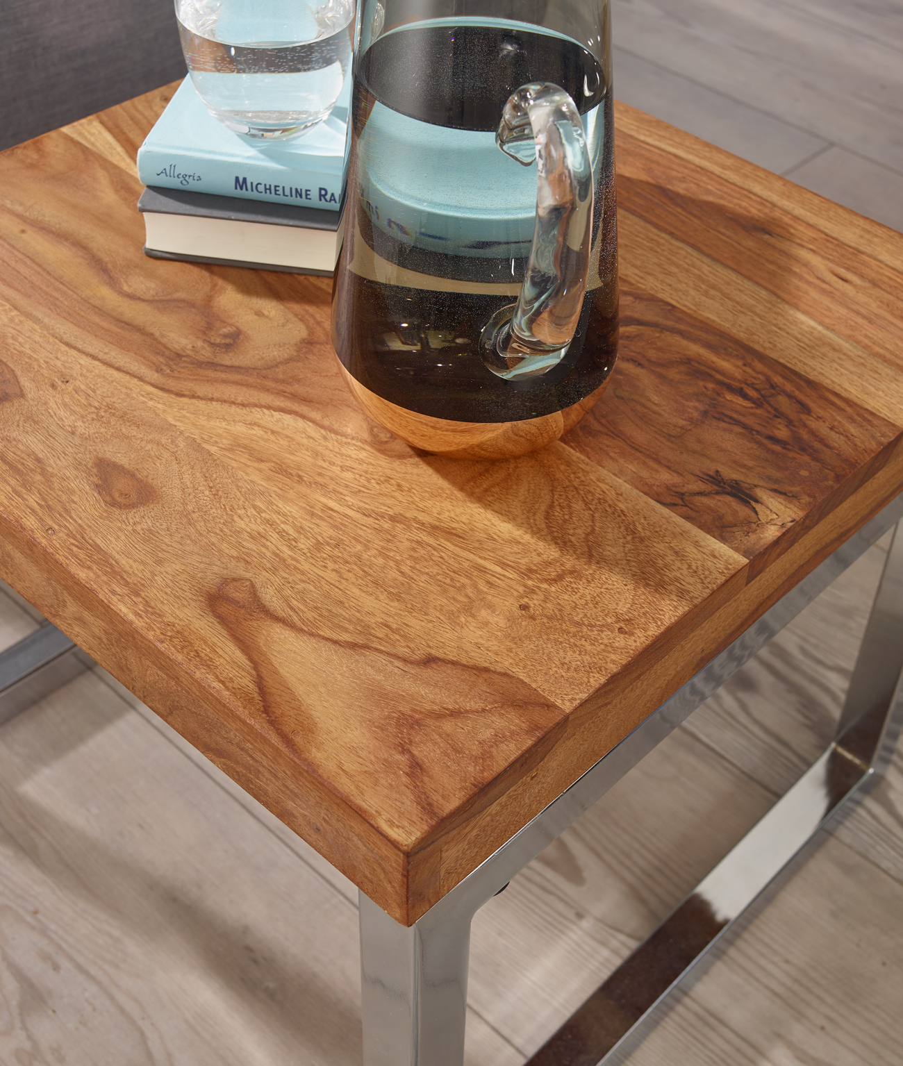 FineBuy Couchtisch quadratisch 46cm Sheesham Massivholz mit Chrom Gestell, Design Wohnzimmertisch, Sofatisch mit Metallrahmen, Holztisch Wohnzimmer, Beistelltisch Echtholz | Farbe: Braun FineBuy Couchtisch quadratisch 46cm Sheesham Massivholz mit Chrom Gestell, Design Wohnzimmertisch, Sofatisch mit Metallrahmen, Holztisch Wohnzimmer, Beistelltisch Echtholz | Farbe: Braun