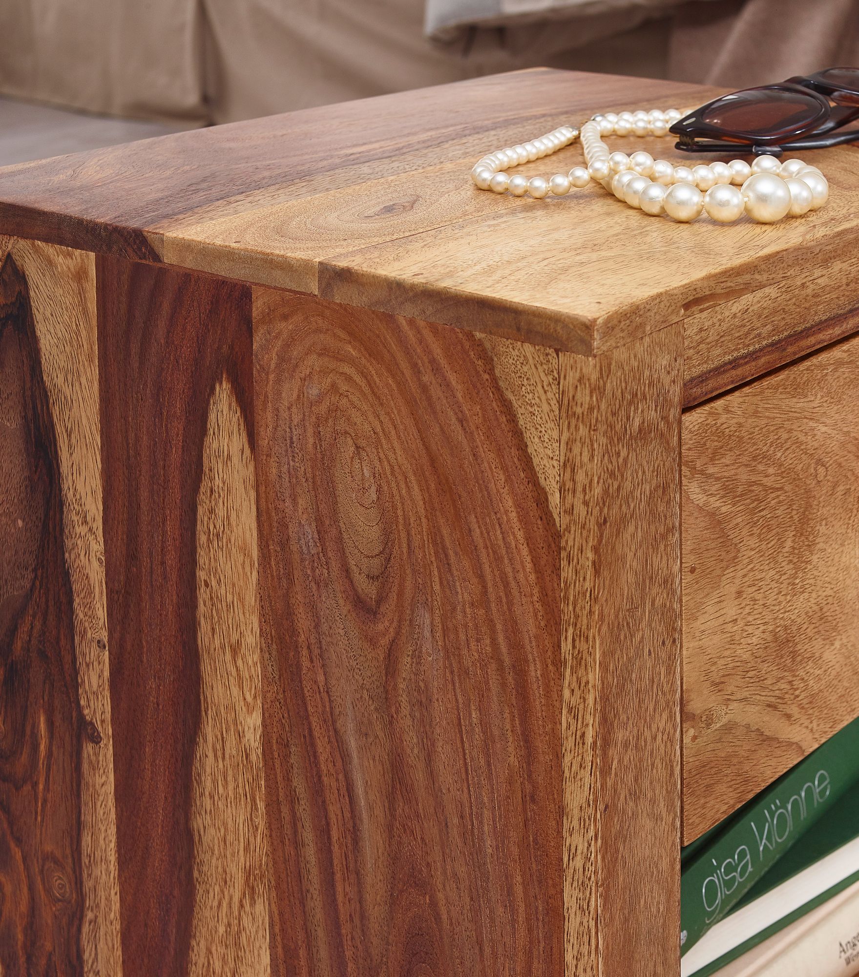 FineBuy Nachttisch aus Sheesham Massiv-Holz 40 x 40 x 30 cm, Nacht-Kommode braun mit 1 Schublade und 1 Ablagefach, Nachtschrank Landhaus-Stil Echt-Holz | Farbe: Braun FineBuy Nachttisch aus Sheesham Massiv-Holz 40 x 40 x 30 cm, Nacht-Kommode braun mit 1 Schublade und 1 Ablagefach, Nachtschrank Landhaus-Stil Echt-Holz | Farbe: Braun