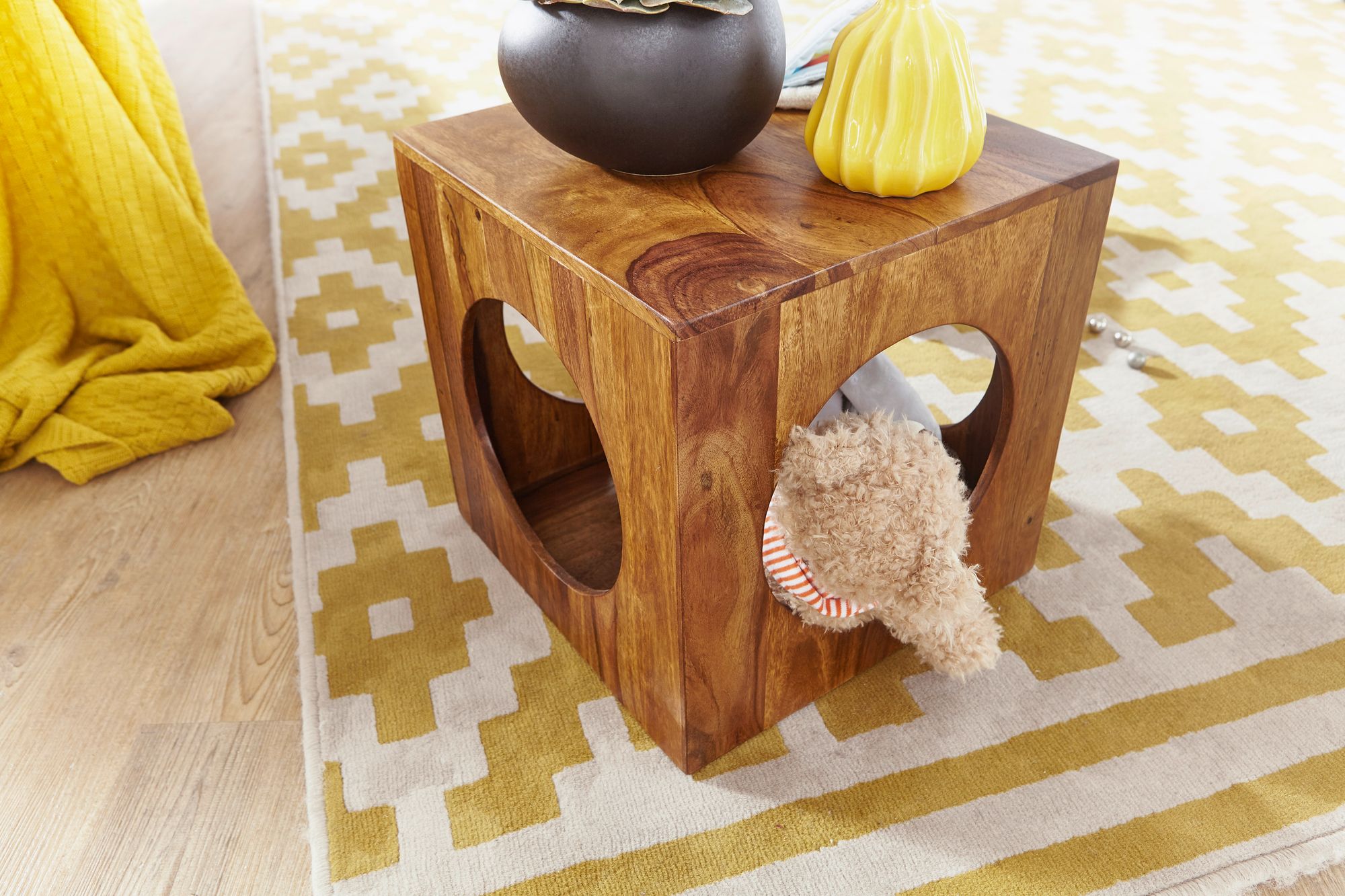 FineBuy Beistelltisch Sheesham Massivholz 35x35x35 cm Cube Wohnzimmertisch, Design Aufbewahrungstisch modern, Kleiner Holztisch in Würfel-Form, Quadratischer Dekotisch mit Stauraum | Farbe: Braun FineBuy Beistelltisch Sheesham Massivholz 35x35x35 cm Cube Wohnzimmertisch, Design Aufbewahrungstisch modern, Kleiner Holztisch in Würfel-Form, Quadratischer Dekotisch mit Stauraum | Farbe: Braun