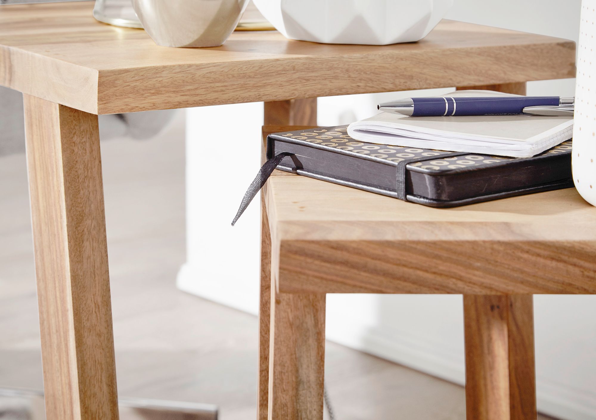 FineBuy 2er Set Beistelltisch Massivholz Design Wohnzimmer-Tisch eckig Nachttisch Satztisch Landhaus-Stil Naturprodukt | Farbe: Braun FineBuy 2er Set Beistelltisch Massivholz Design Wohnzimmer-Tisch eckig Nachttisch Satztisch Landhaus-Stil Naturprodukt | Farbe: Braun