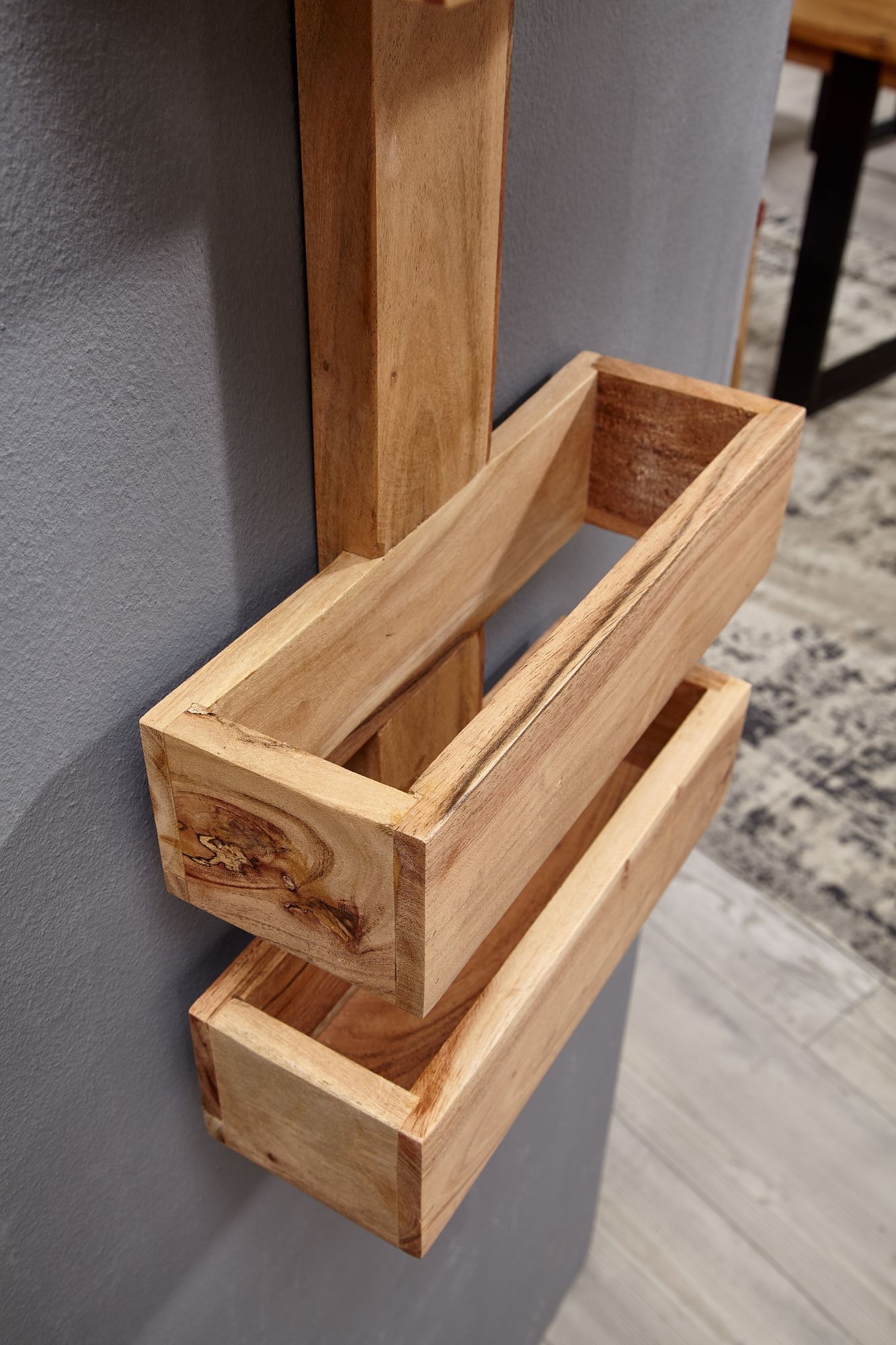 FineBuy Zeitungsständer Massivholz 2 Ablagefächer Zeitschriftenständer Prospekthalter Landhausstil Material wählbar | Farbe: Braun