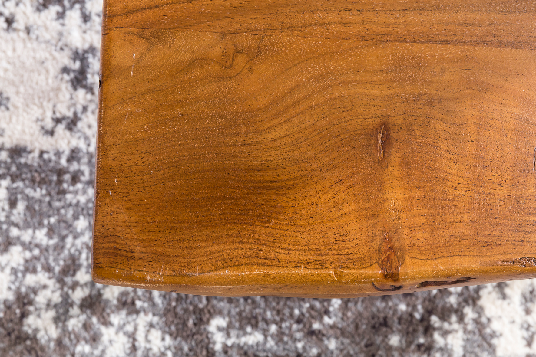 FineBuy Design Couchtisch Massivholz Tisch Baumkante 56 x 38 x 51 cm, Sheesham Holztisch mit Metallbeinen, Wohnzimmertisch im rustikalen Landhausstil | Farbe: Braun FineBuy Design Couchtisch Massivholz Tisch Baumkante 56 x 38 x 51 cm, Sheesham Holztisch mit Metallbeinen, Wohnzimmertisch im rustikalen Landhausstil | Farbe: Braun