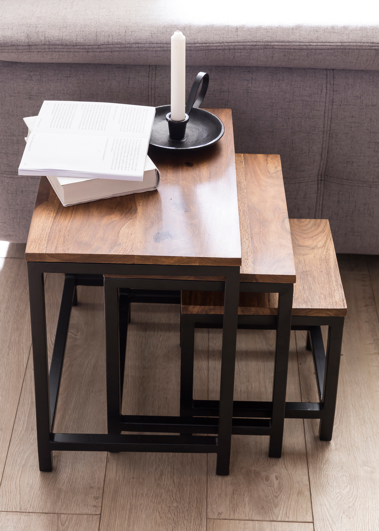 FineBuy 3er Set Design Beistelltisch Sheesham Satztisch Metallbeine, Tischset 3 teilig Materialmix, Couchtisch aus Massivholz | Farbe: Braun FineBuy 3er Set Design Beistelltisch Sheesham Satztisch Metallbeine, Tischset 3 teilig Materialmix, Couchtisch aus Massivholz | Farbe: Braun