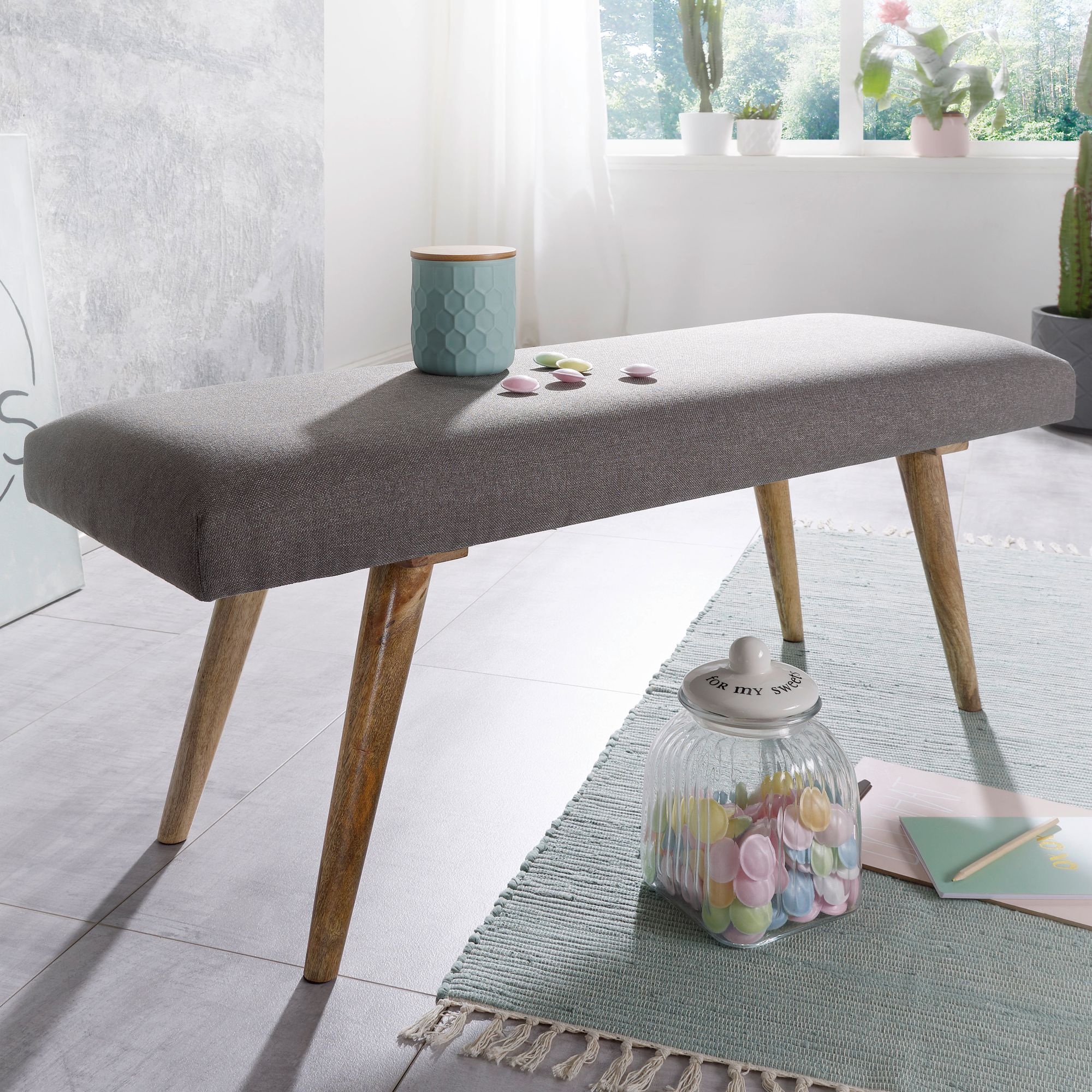 FineBuy gepolsterte Sitzbank 120 cm Massivholz Stoff grau - Retro Polsterbank für Garderobe Schlafzimmer & Wohnzimmer - Garderobenbank Eingangsbereich | Farbe: Grau