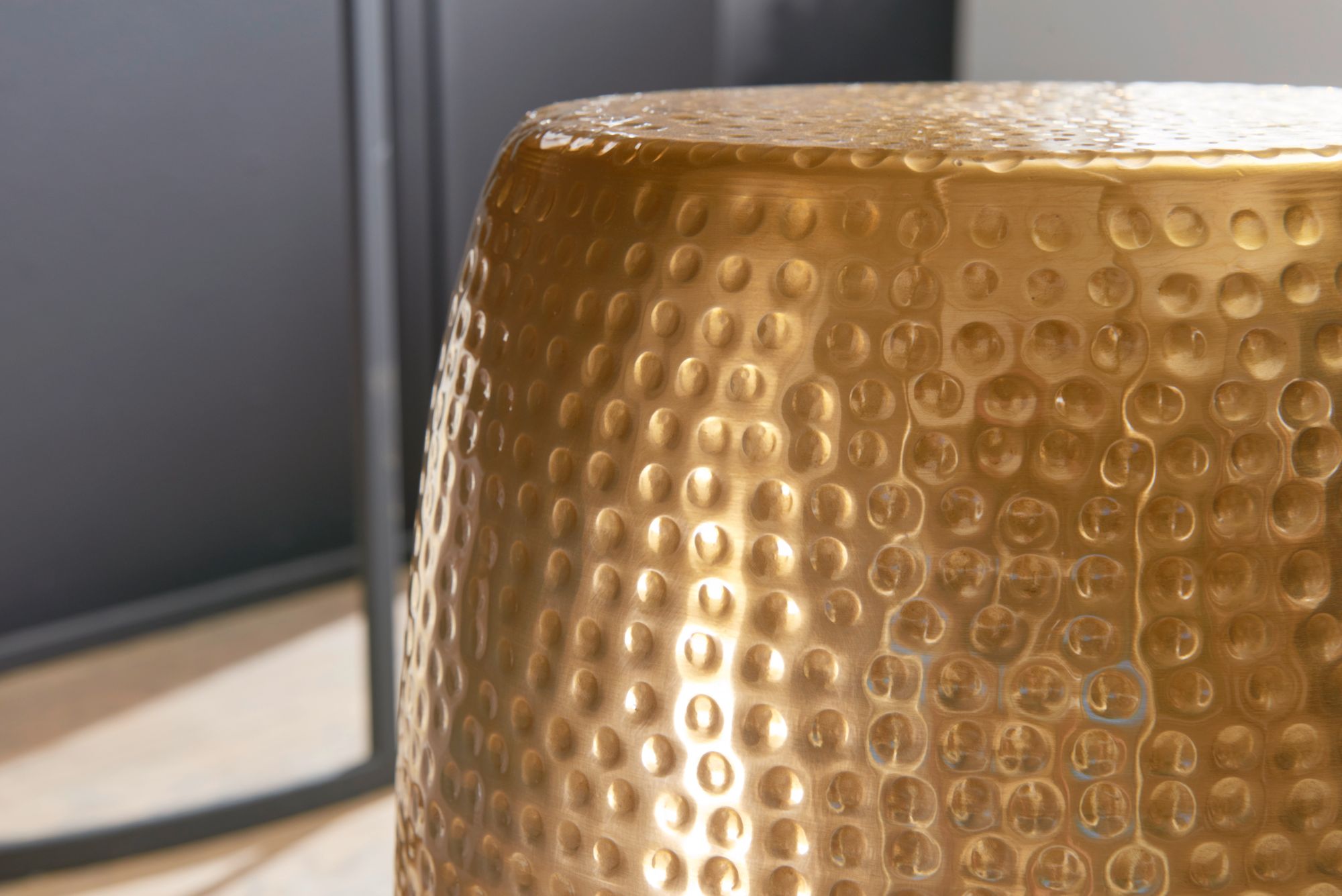 FineBuy Design Beistelltisch rund 30 cm Metall - Orientalischer Wohnzimmertisch Hammerschlag Aluminium - Kleiner Couchtisch - Moderner Dekotisch Alu | Farbe: Gold