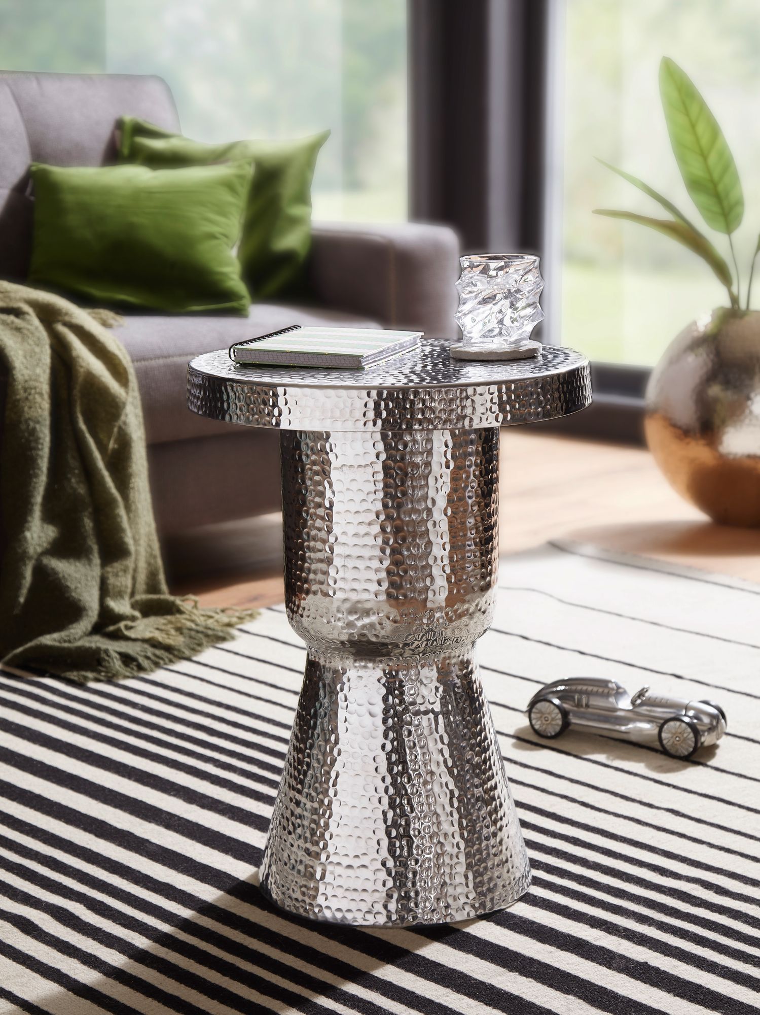 FineBuy Beistelltisch rund 43 cm Metall - Orientalischer Design Wohnzimmertisch Aluminium - Hammerschlag Alu kleiner Couchtisch - Dekotisch | Farbe: Gold FineBuy Beistelltisch rund 43 cm Metall - Orientalischer Design Wohnzimmertisch Aluminium - Hammerschlag Alu kleiner Couchtisch - Dekotisch | Farbe: Gold