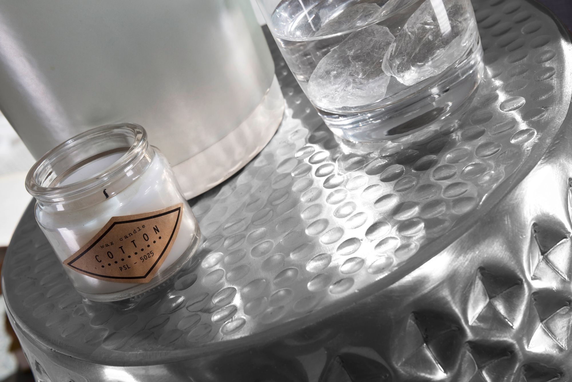 FineBuy Design Beistelltisch rund 32 cm Metall - Orientalischer Wohnzimmertisch Hammerschlag Aluminium - Kleiner Couchtisch - Moderner Dekotisch Alu | Farbe: Gold