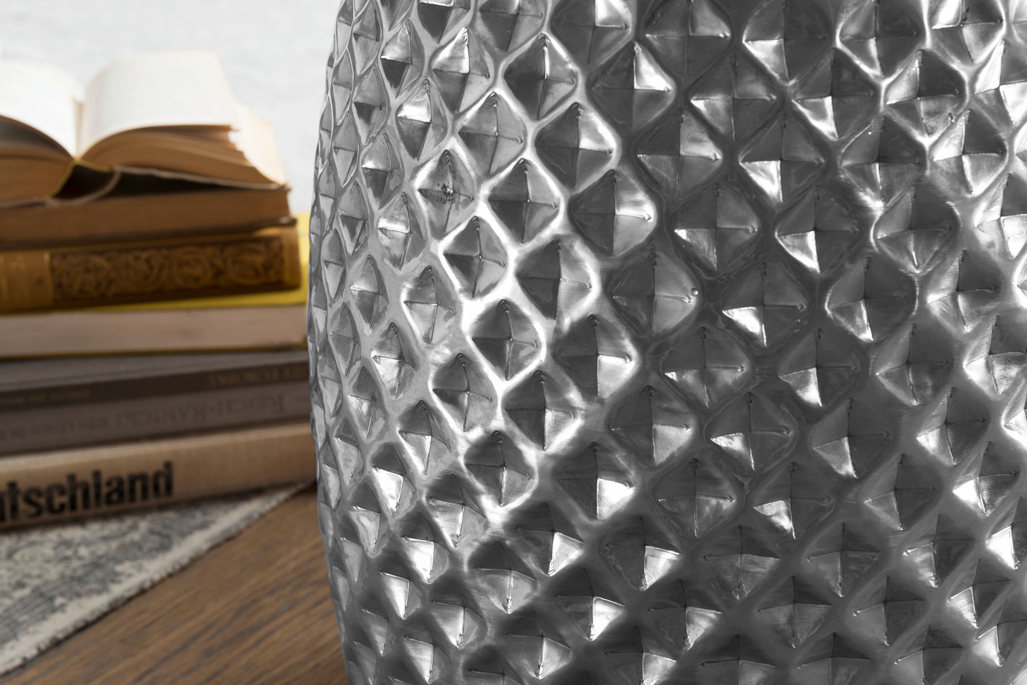 FineBuy Design Beistelltisch rund 32 cm Metall - Orientalischer Wohnzimmertisch Hammerschlag Aluminium - Kleiner Couchtisch - Moderner Dekotisch Alu | Farbe: Gold