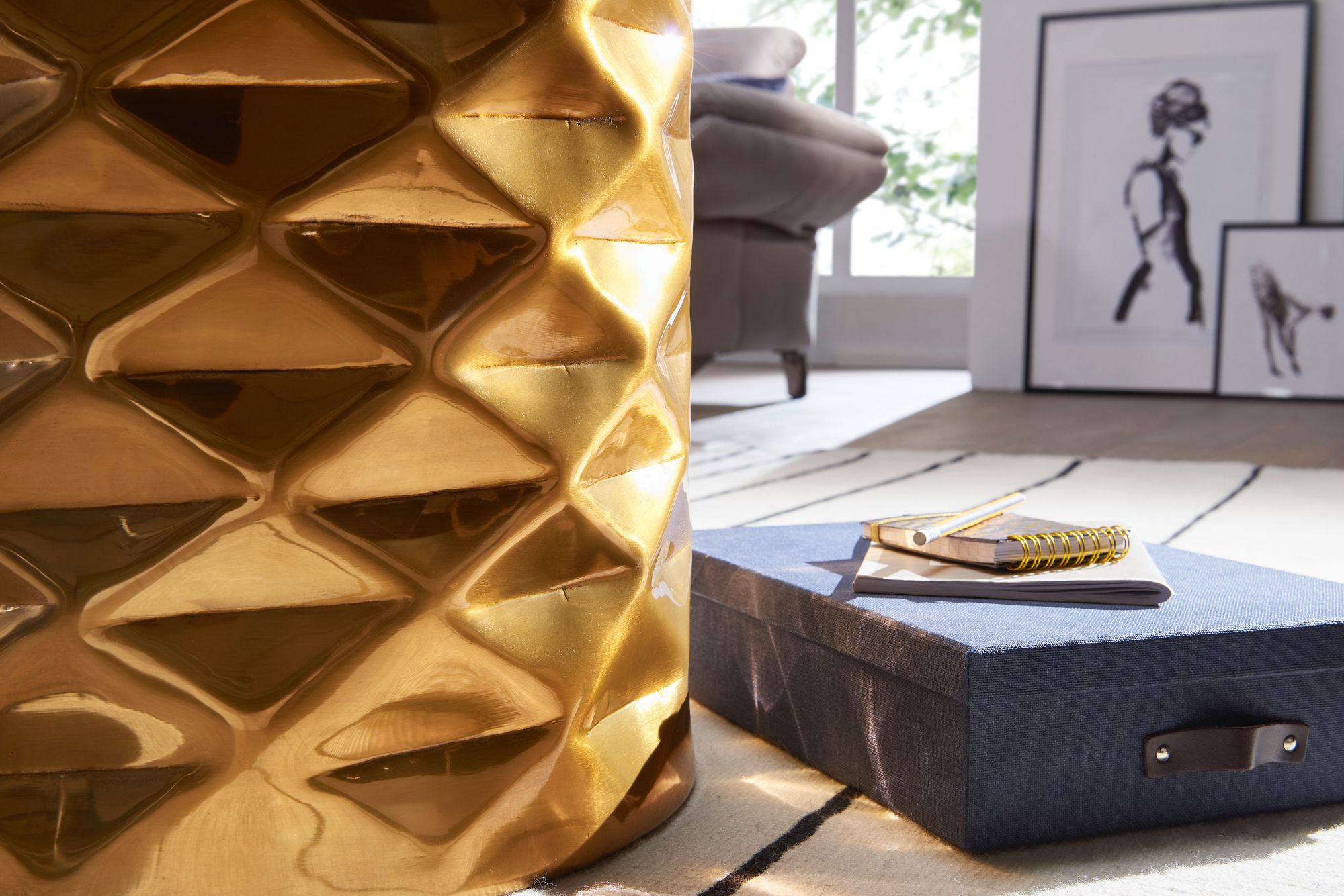 FineBuy Beistelltisch rund 43,5 cm Metall - Orientalischer Design Wohnzimmertisch Aluminium - Hammerschlag Alu kleiner Couchtisch - Dekotisch | Farbe: Gold