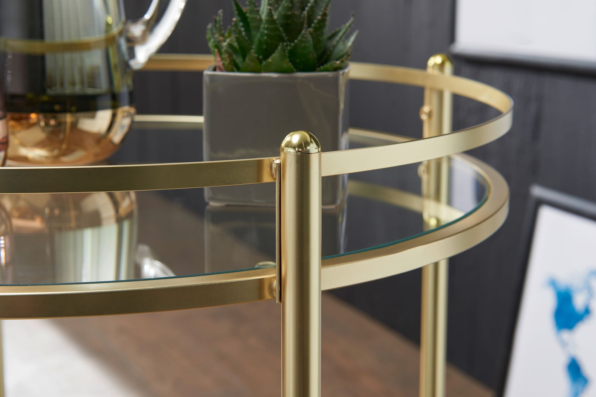 FineBuy Design Servierwagen Gold Ø 57 cm Beistelltisch, Teewagen Metall mit Rollen, Küchenwagen mit Glasplatten, Barwagen rund 75 cm hoch, Küchentrolley modern, Rollwagen | Farbe: Gold