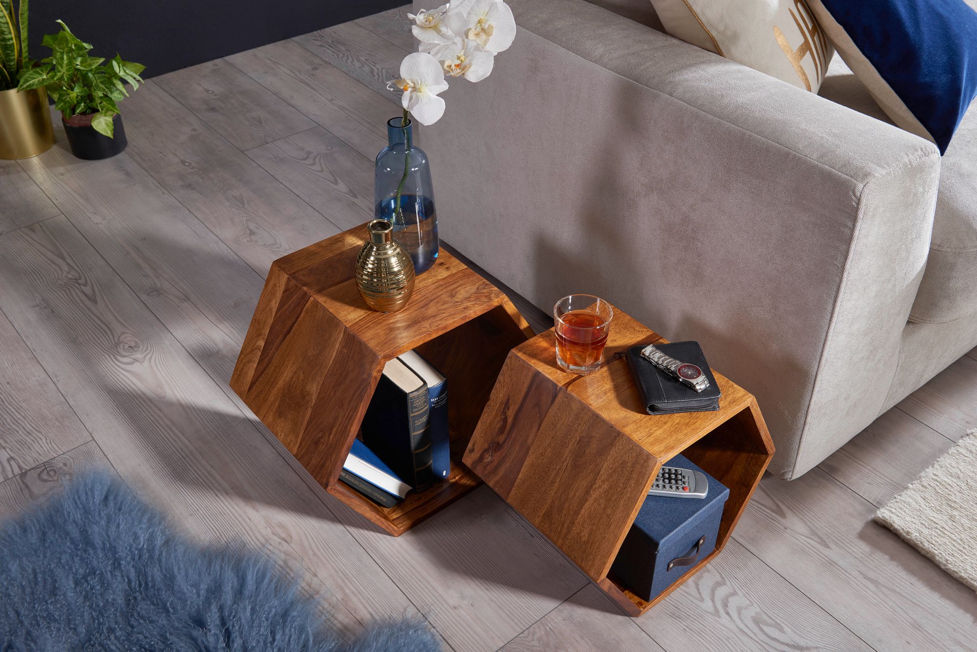 FineBuy Beistelltisch 2er Set Sheesham Massivholz Design Wohnzimmertisch, Couchtisch-Set massiv, Designer Satztisch Wohnzimmer, Kleiner Sofatisch Holz, Ablagetisch Sofa klein | Farbe: Braun FineBuy Beistelltisch 2er Set Sheesham Massivholz Design Wohnzimmertisch, Couchtisch-Set massiv, Designer Satztisch Wohnzimmer, Kleiner Sofatisch Holz, Ablagetisch Sofa klein | Farbe: Braun