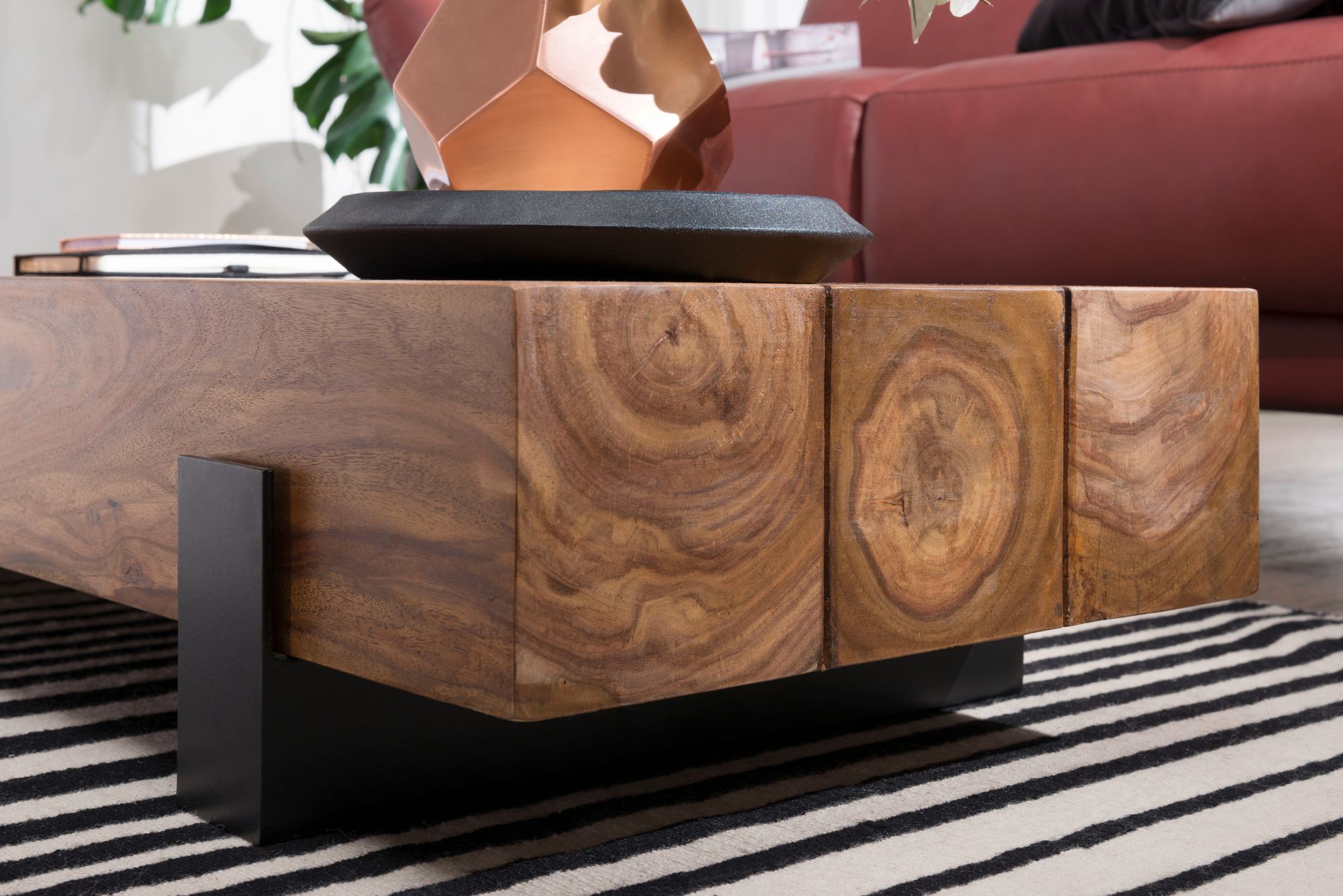 FineBuy Couchtisch 115x22x44 cm Sheesham Massivholz / Metall Sofatisch, Design Wohnzimmertisch Modern, Stubentisch Braun / Schwarz, Designer Kaffeetisch Massiv, Tisch Wohnzimmer Rechteckig | Farbe: Braun FineBuy Couchtisch 115x22x44 cm Sheesham Massivholz / Metall Sofatisch, Design Wohnzimmertisch Modern, Stubentisch Braun / Schwarz, Designer Kaffeetisch Massiv, Tisch Wohnzimmer Rechteckig | Farbe: Braun