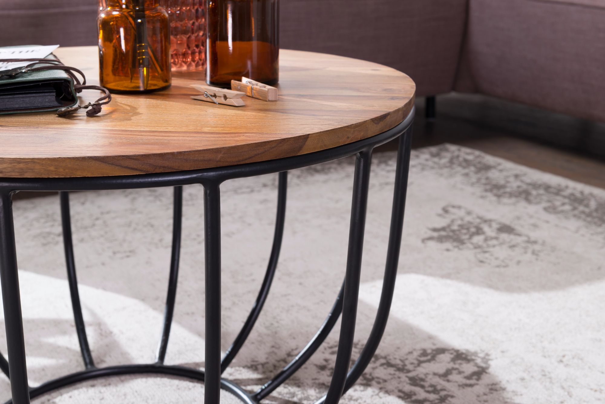 FineBuy Couchtisch Sheesham rund Ø 60 cm – Wohnzimmertisch aus Massivholz mit Metallgestell – Handgefertigter Sofatisch im modernen Industrial Design | Farbe: Braun FineBuy Couchtisch Sheesham rund Ø 60 cm – Wohnzimmertisch aus Massivholz mit Metallgestell – Handgefertigter Sofatisch im modernen Industrial Design | Farbe: Braun
