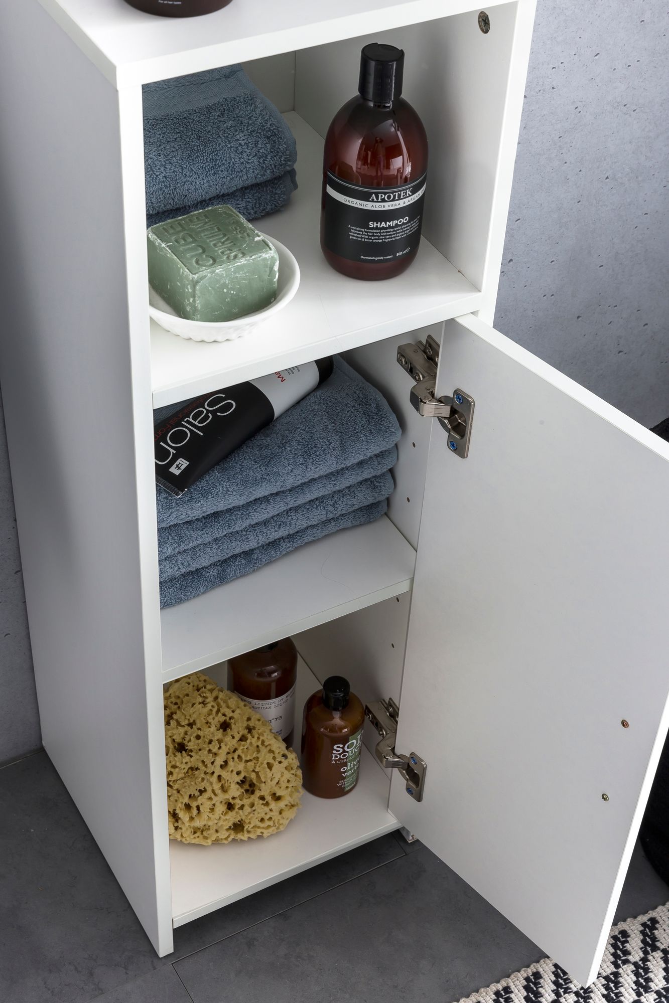 FineBuy Badschrank 30 x 95,5 x 30 cm Weiß Holz mit Tür und Ablagefach, Kleiner Bad-Schrank Beistellschrank Stehend, Badregal Schmal Freistehend Badezimmerkommode, Badmöbel Badezimmermöbel | Farbe: Weiß FineBuy Badschrank 30 x 95,5 x 30 cm Weiß Holz mit Tür und Ablagefach, Kleiner Bad-Schrank Beistellschrank Stehend, Badregal Schmal Freistehend Badezimmerkommode, Badmöbel Badezimmermöbel | Farbe: Weiß