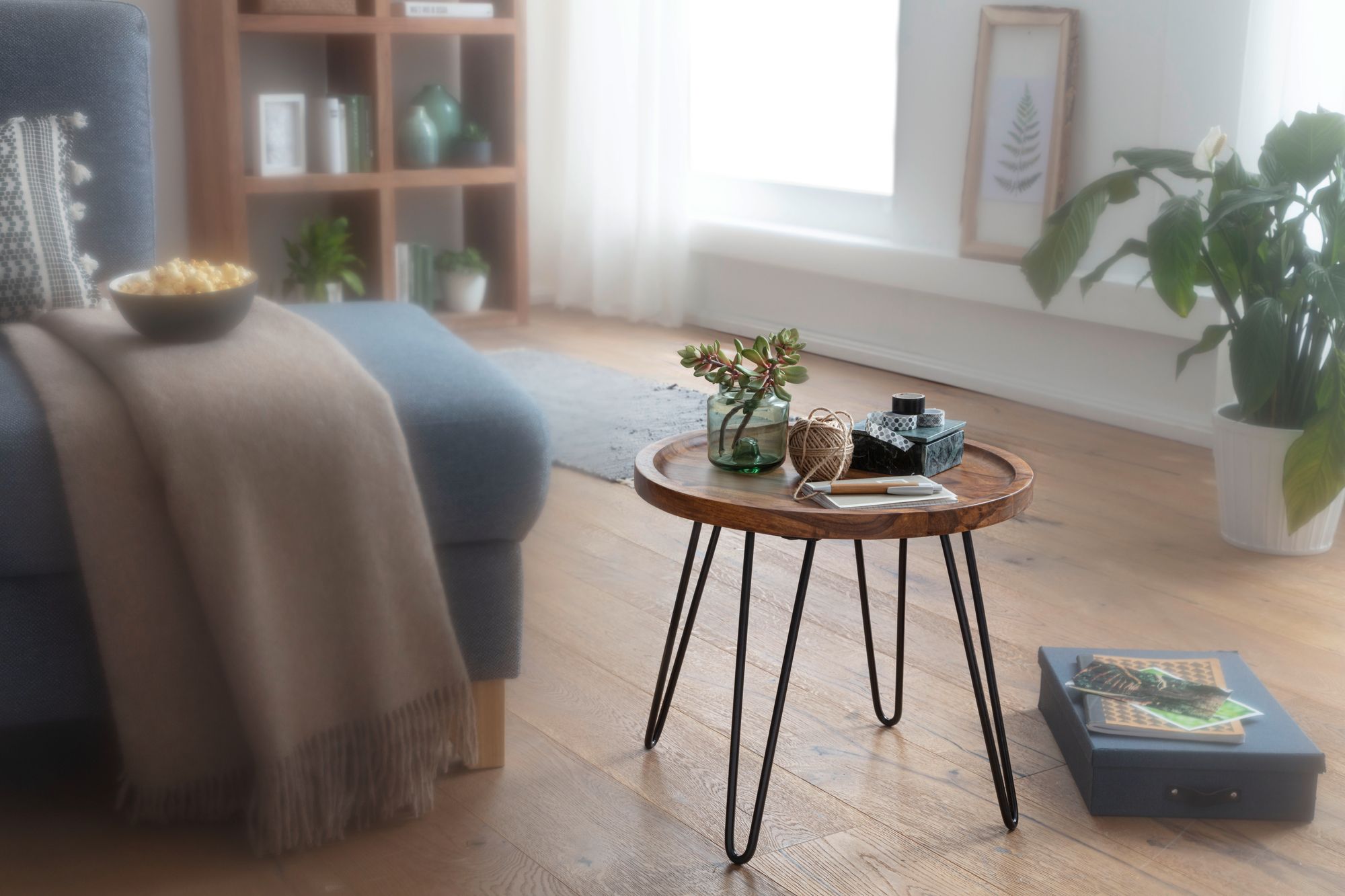 FineBuy Design Couchtisch Sheesham Massivholz 45x40x45 cm Wohnzimmertisch Rund, Sofatisch mit Haarnadelbeine, Kaffeetisch aus Holz und Metall | Farbe: Braun FineBuy Design Couchtisch Sheesham Massivholz 45x40x45 cm Wohnzimmertisch Rund, Sofatisch mit Haarnadelbeine, Kaffeetisch aus Holz und Metall | Farbe: Braun